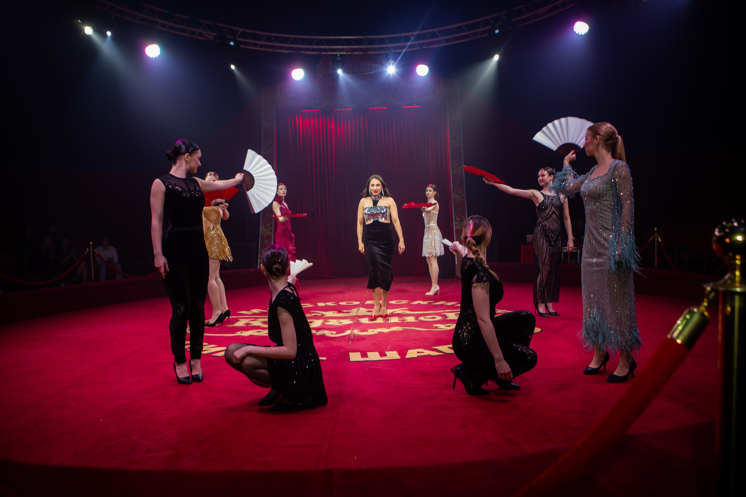 MANEGE SHOW. Репортажный, семейный, свадебный, портретный фотограф