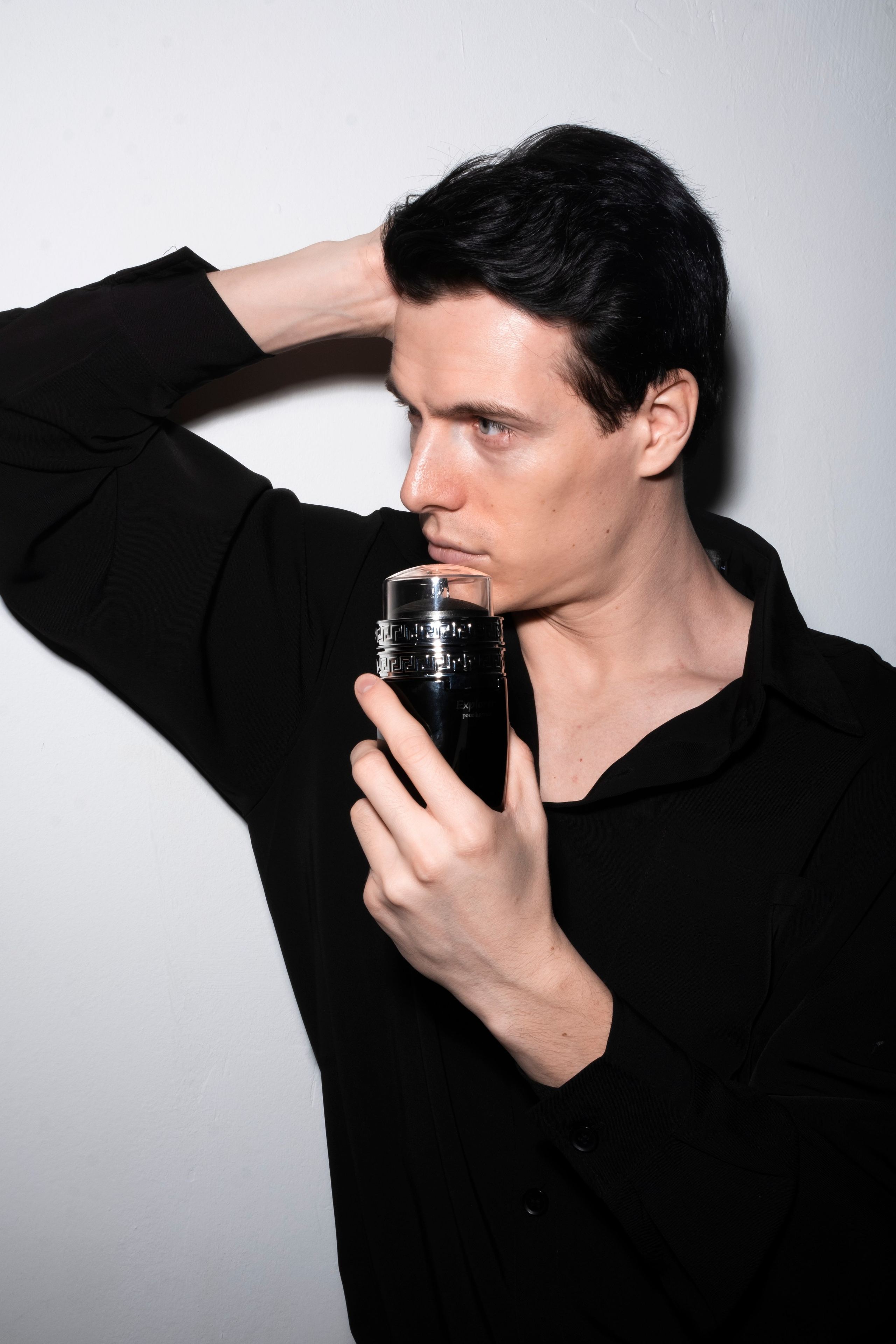 Парфюм. Портретная и Fashion фотосъемка в Москве КРИС KISS. Лукбуки и каталоги