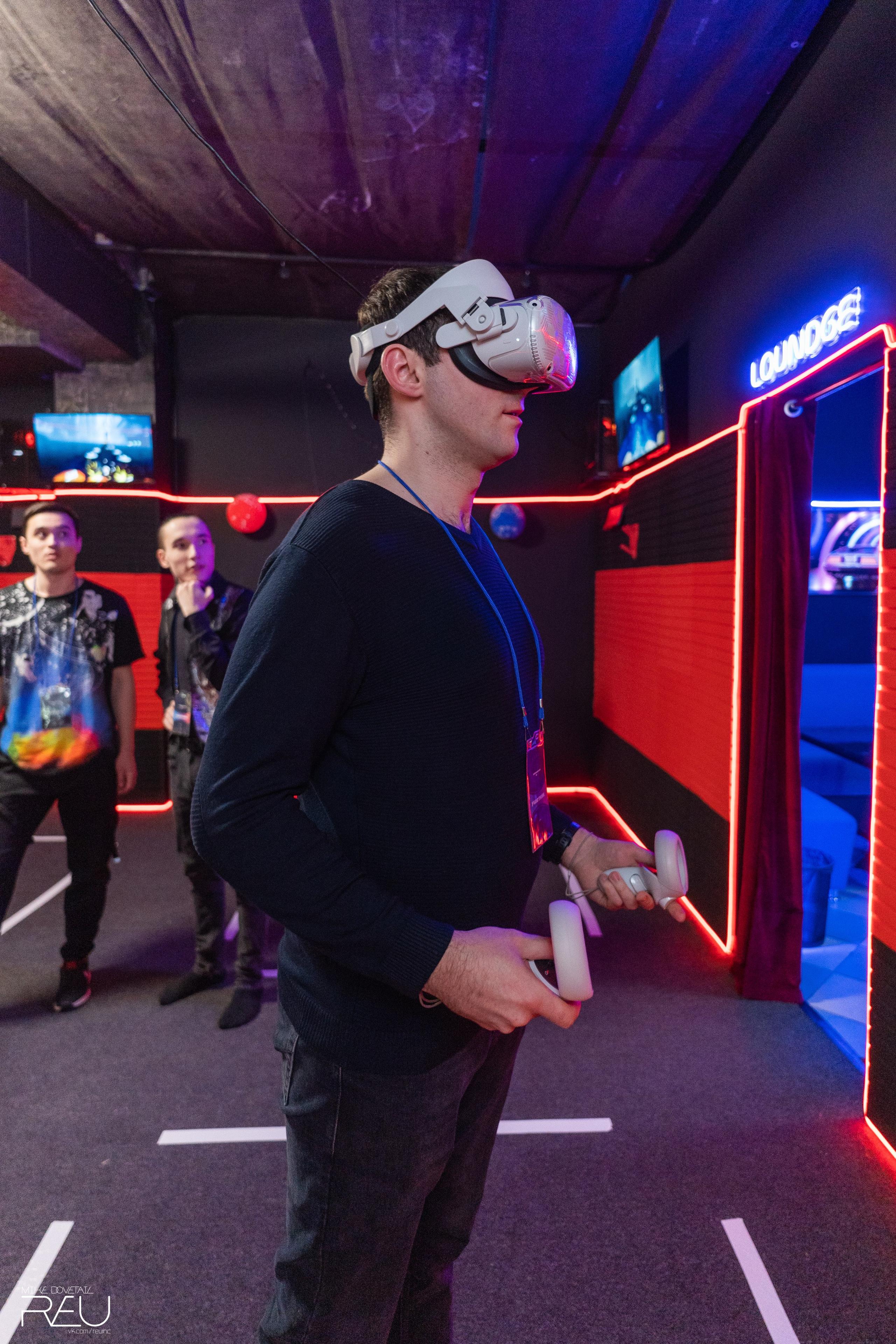 ТУРНИР ПО VR. Mike Dovetail | Портретный и репортажный фотограф