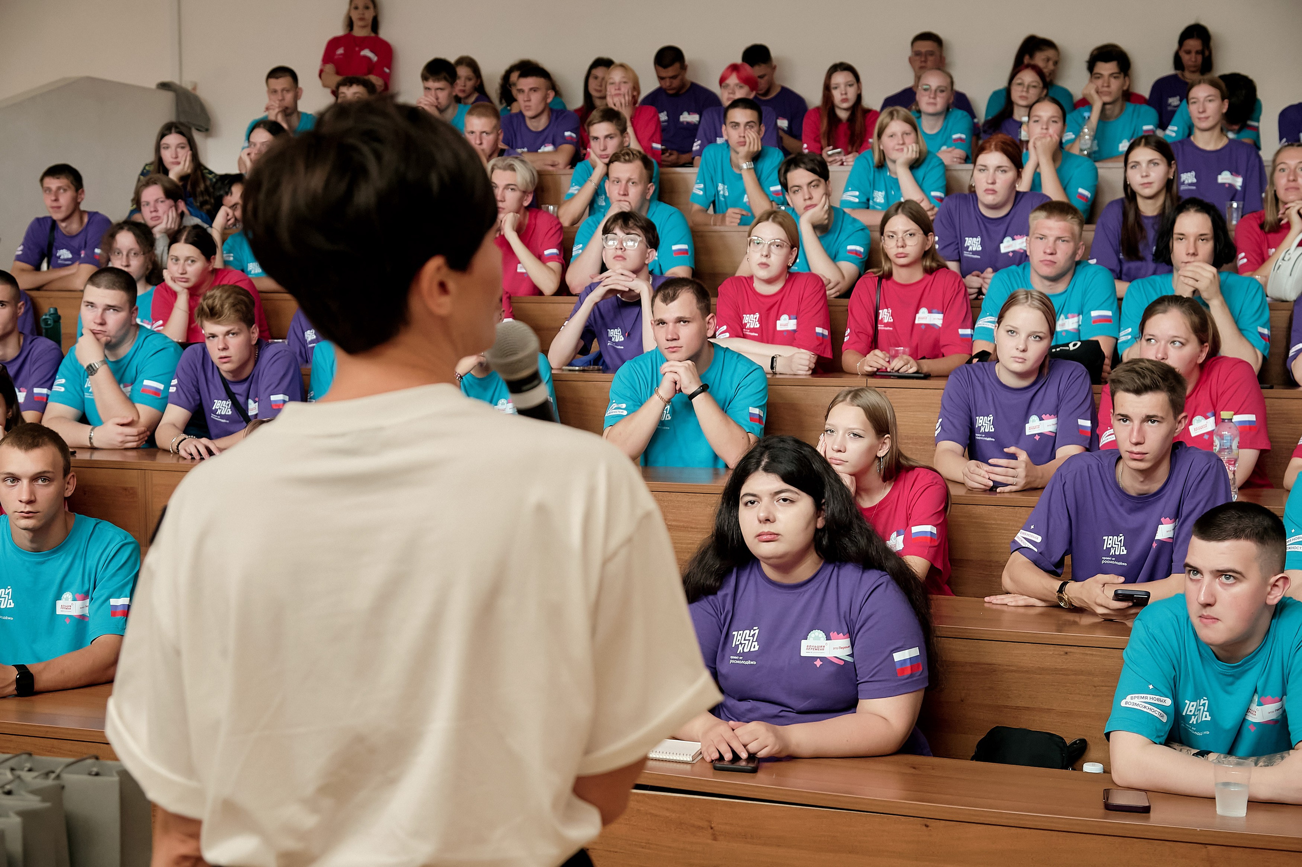 Большая перемена. Фотограф Яковлев Роман — Красноярск