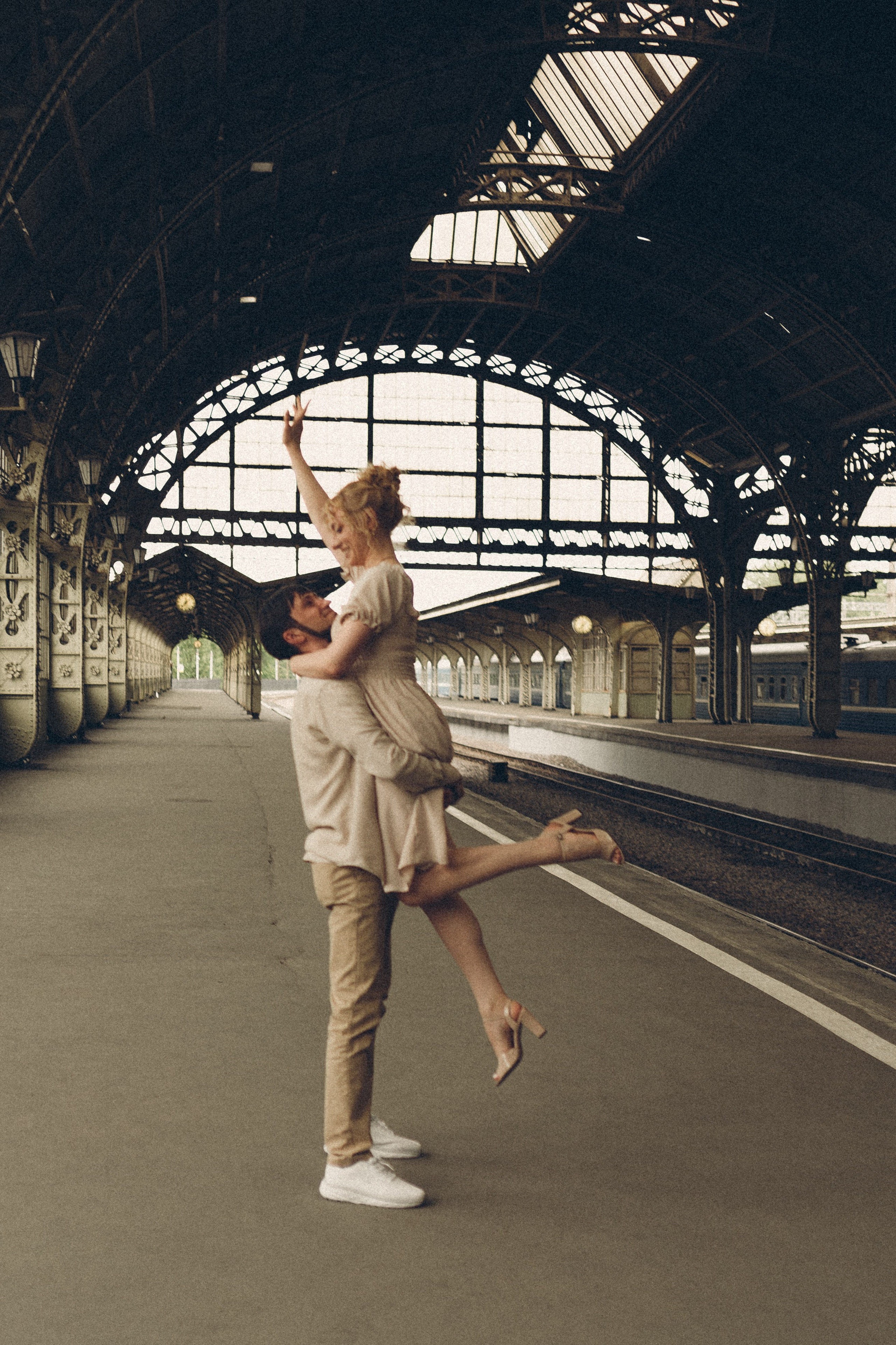 ПРОГУЛКА НА ВИТЕБСКОМ ВОКЗАЛЕ. Профессиональный фотограф, Санкт-Петербург — Виктория Богомолова