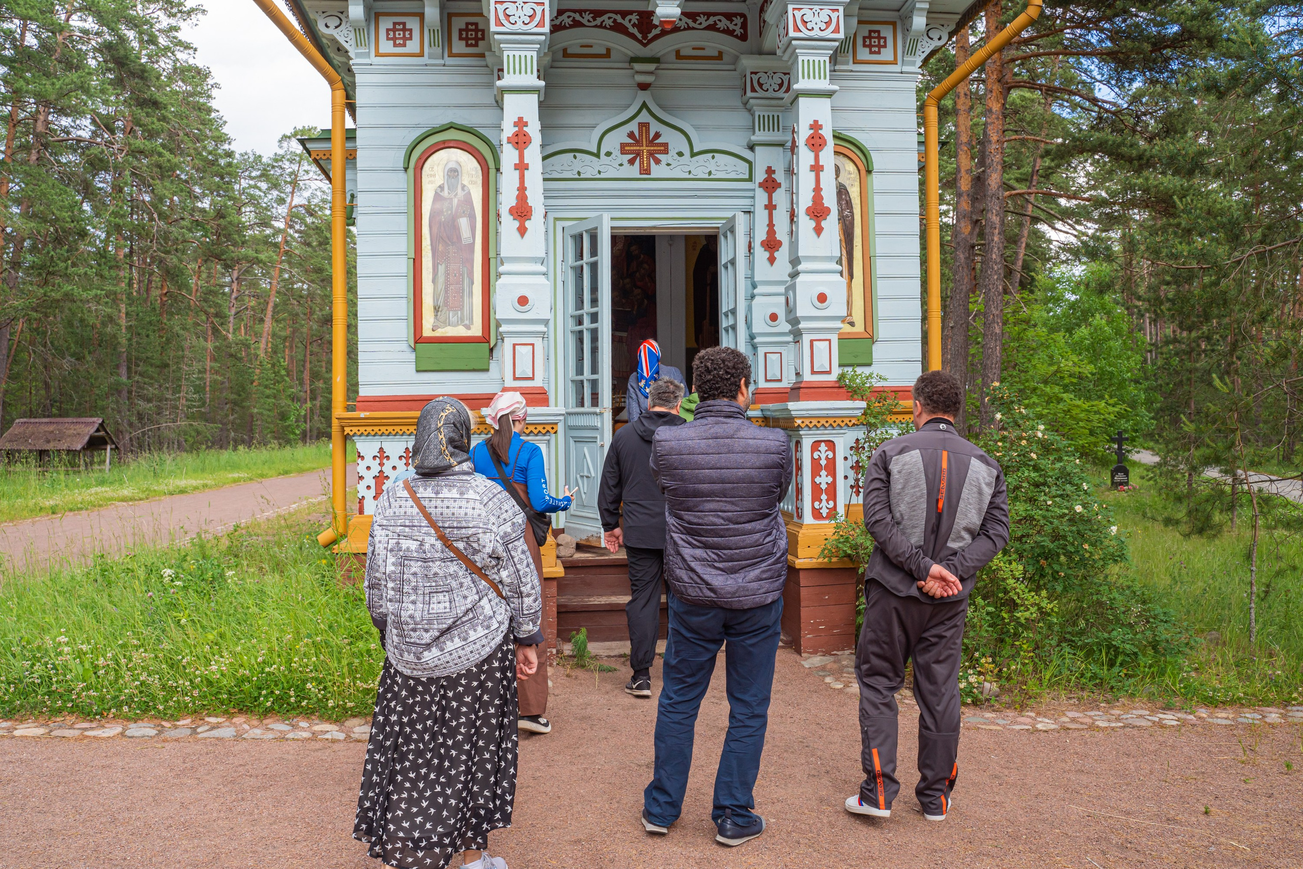 Гидровыезд в Коневский мужской монастырь. Свадебный, семейный, портретный, репортажный фотограф в Санкт-Петербурге