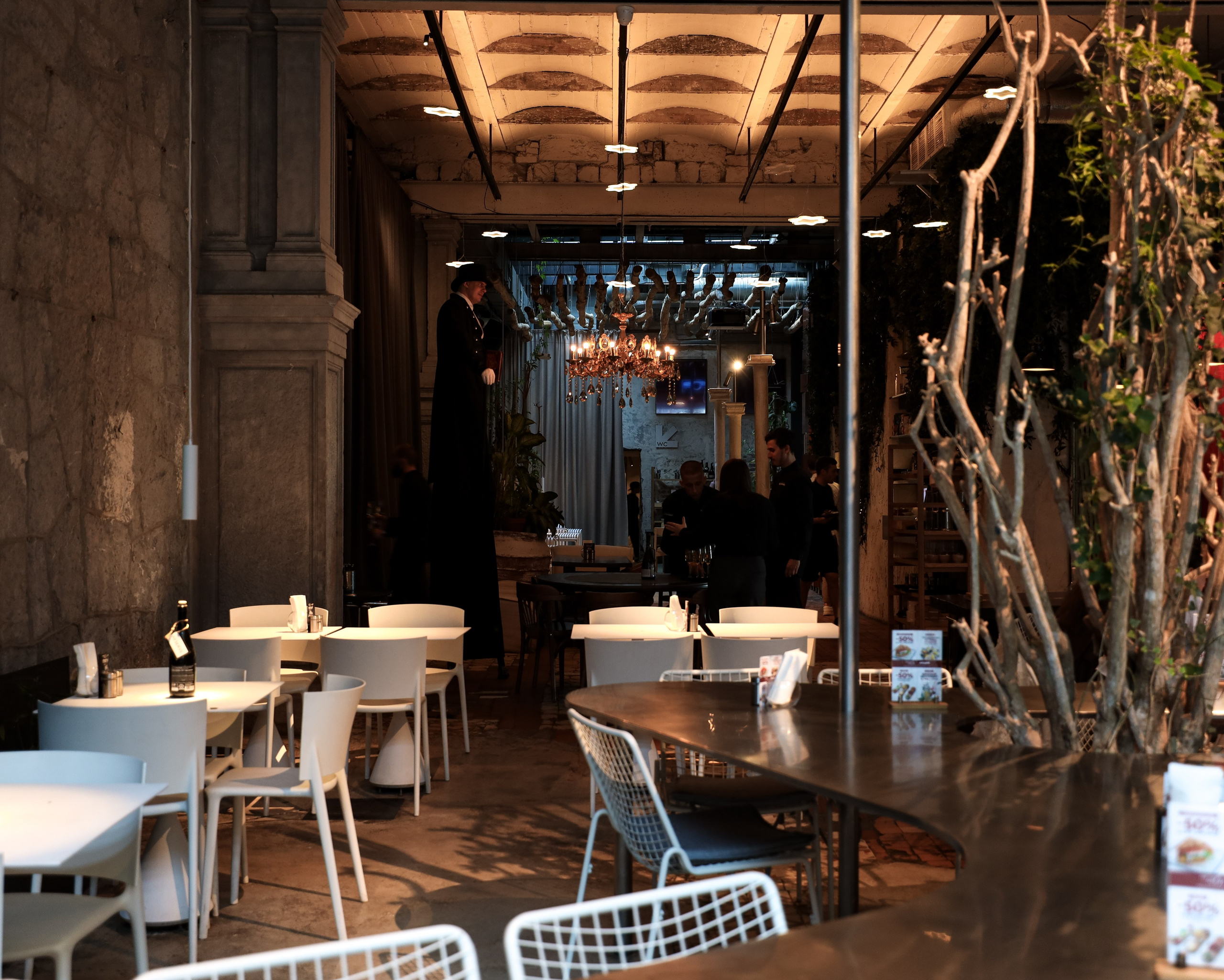 Gastrodvor «Диалог с Чеховым». Дженбаз Павел — фотограф в Ялте