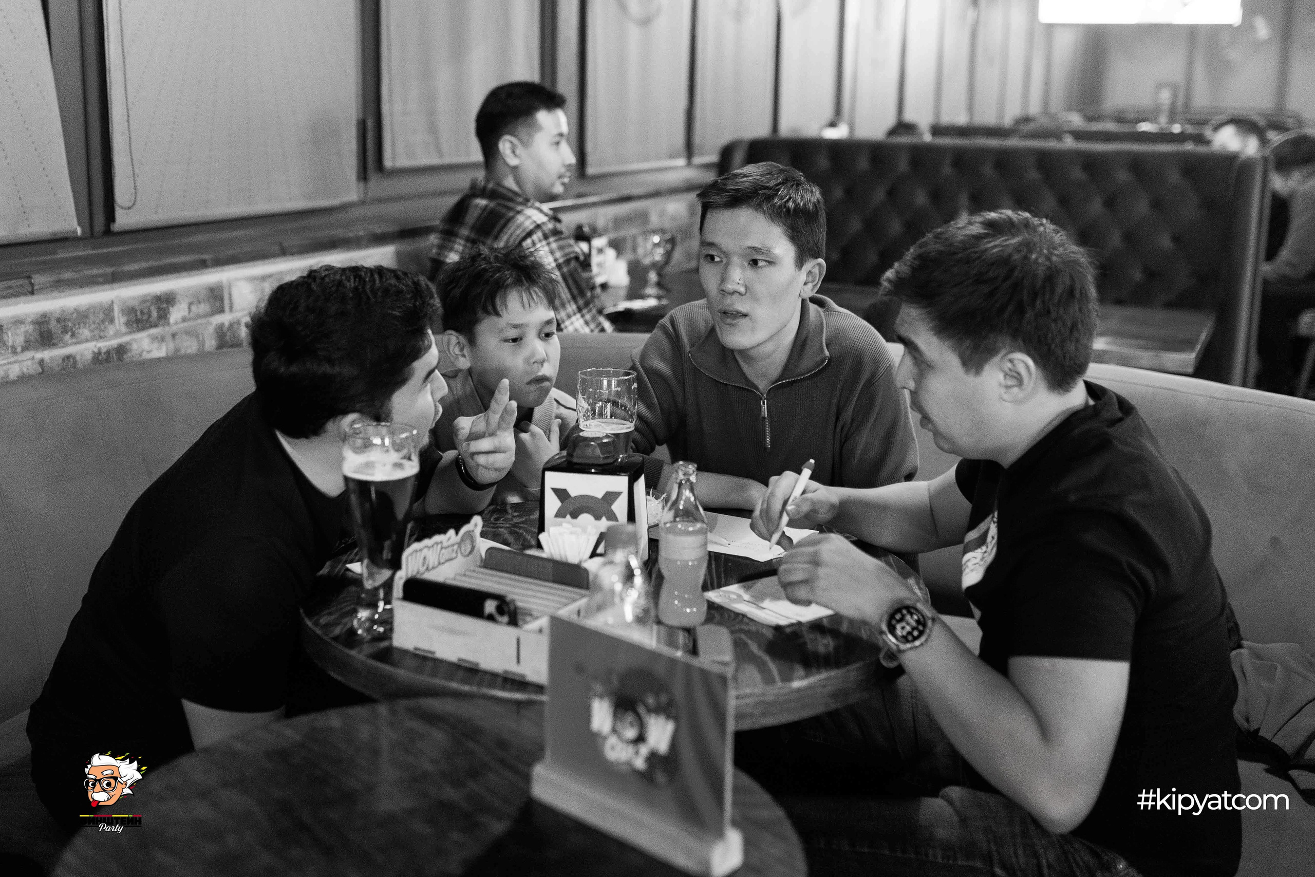 Эйнштейн Party