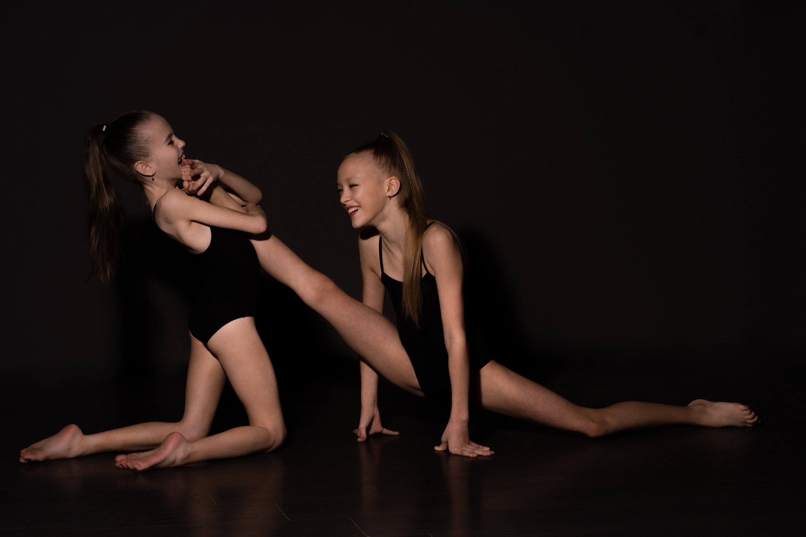 Футуристическая гимнастика. Ваш личный фотограф в Санкт-Петербурге Дудоладова Елена