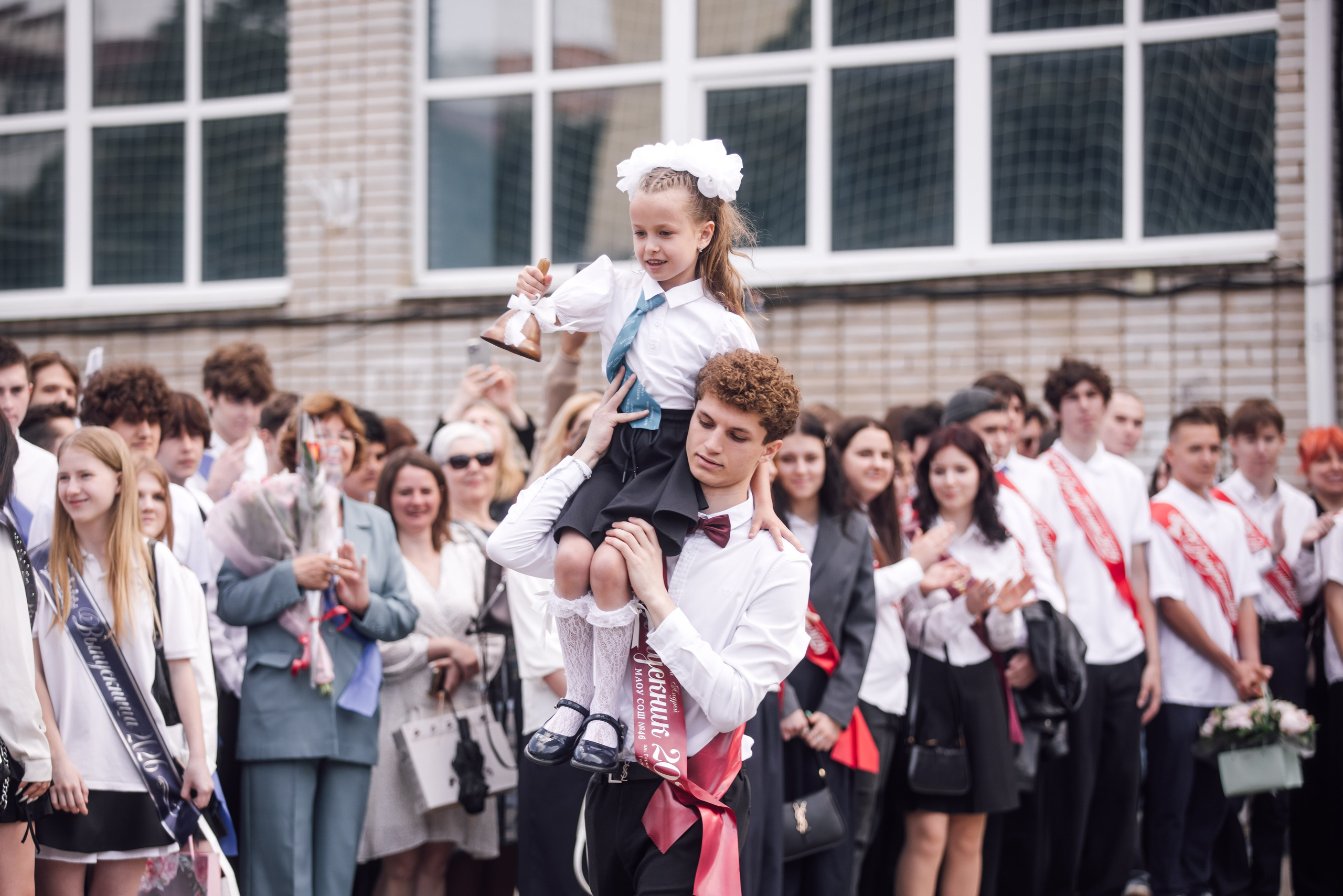 Последний звонок для 11 класса. Фотохудожник Наталия Кирсанова