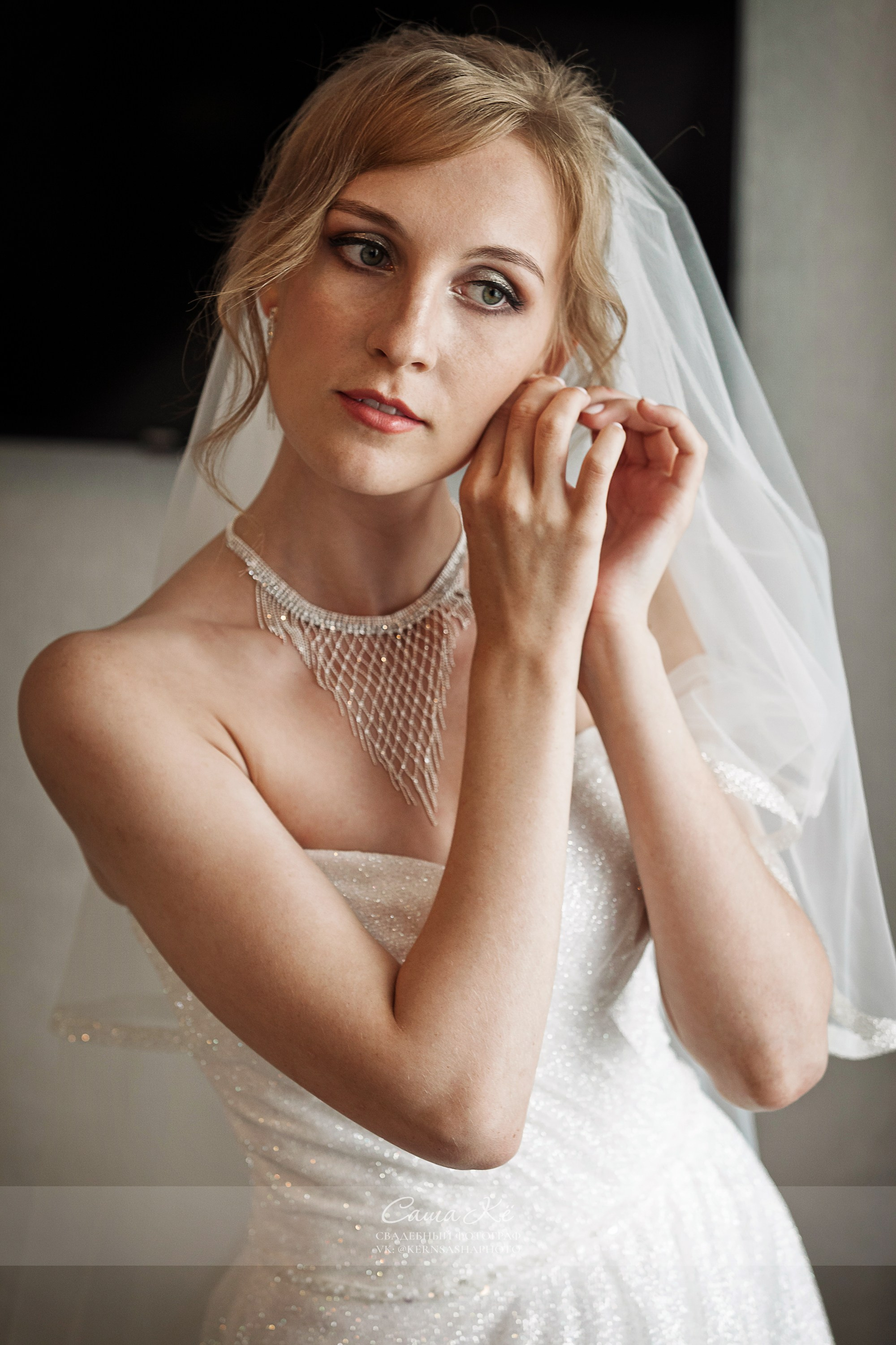 Волшебная фотосессия А&О около Оперного театра. Свадебный, семейный и event фотограф в Новосибирске и Новосибирской области Саша Кё