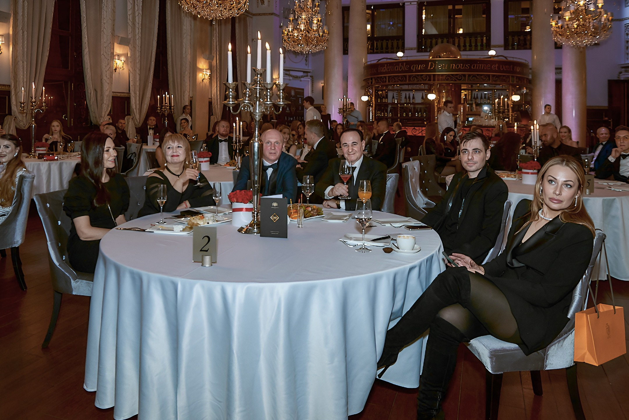 Аукцион | ресторан «Метрополь». Свадебный фотограф в Санкт-Петербурге Славин Денис
