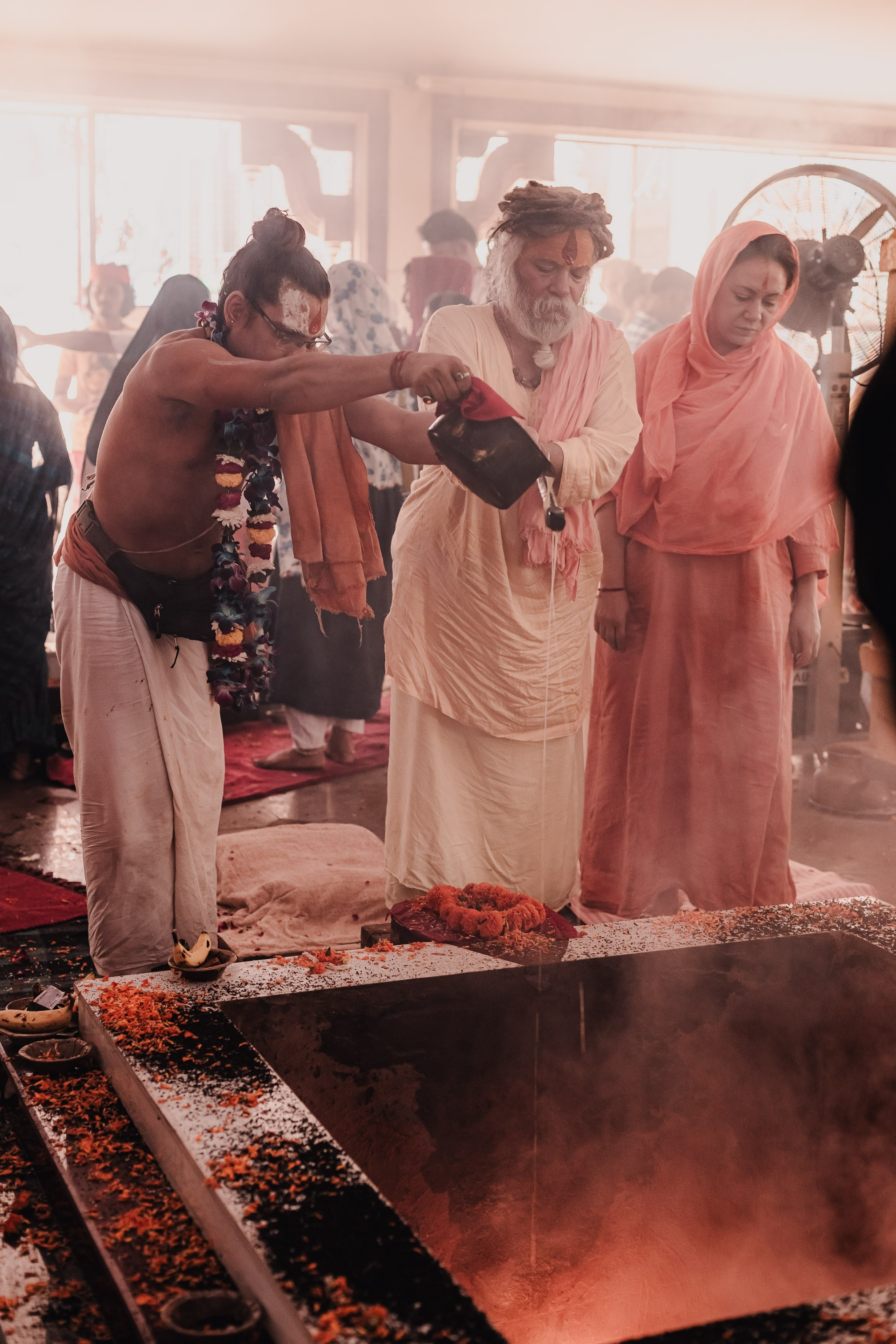 Navaratri yajna at Devraha Baba Ji ashram. Мариам Багдасарян