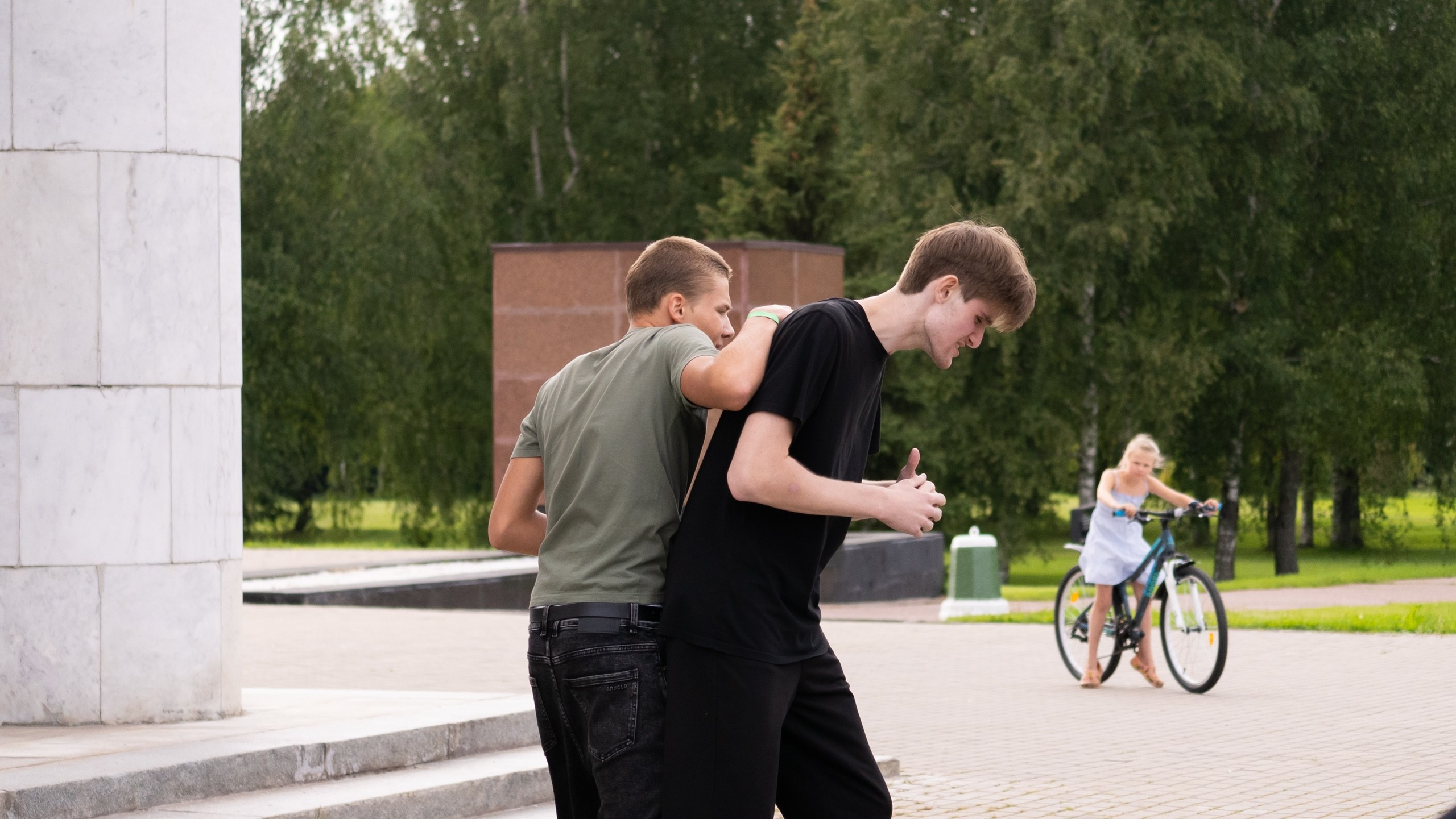 «ПОД (Р}ОСТКИ РОССИИ» в музее-заповеднике «Горки Ленинские» 2025. Фотограф и видеооператор Екатерина Гнатюк