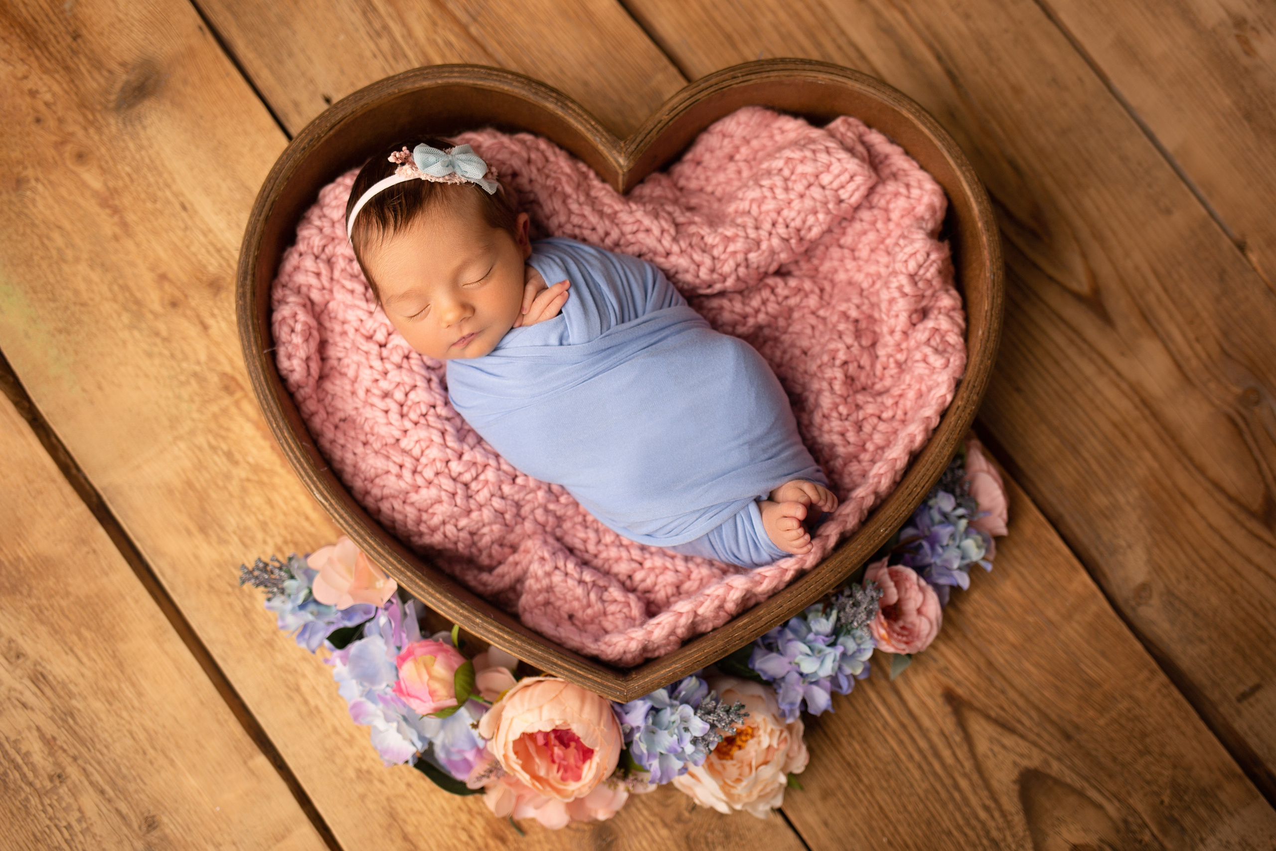 Ньюборн девочки. Фотограф новорожденных, семейный, детский фотограф в Москве и Московской области