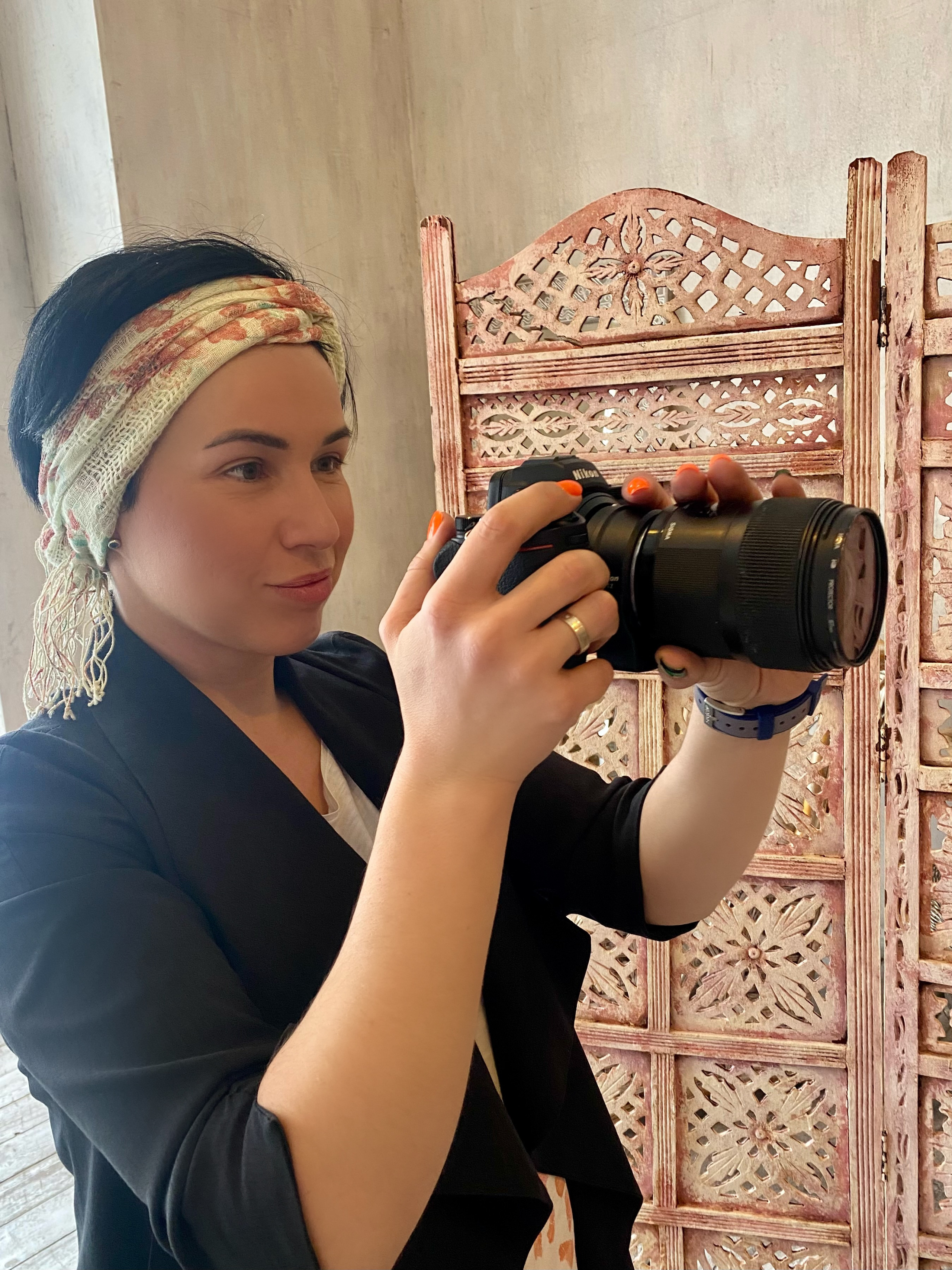 Контакты. Индивидуальная фотосъёмка в Москве. Фотограф Василиса Тарасова