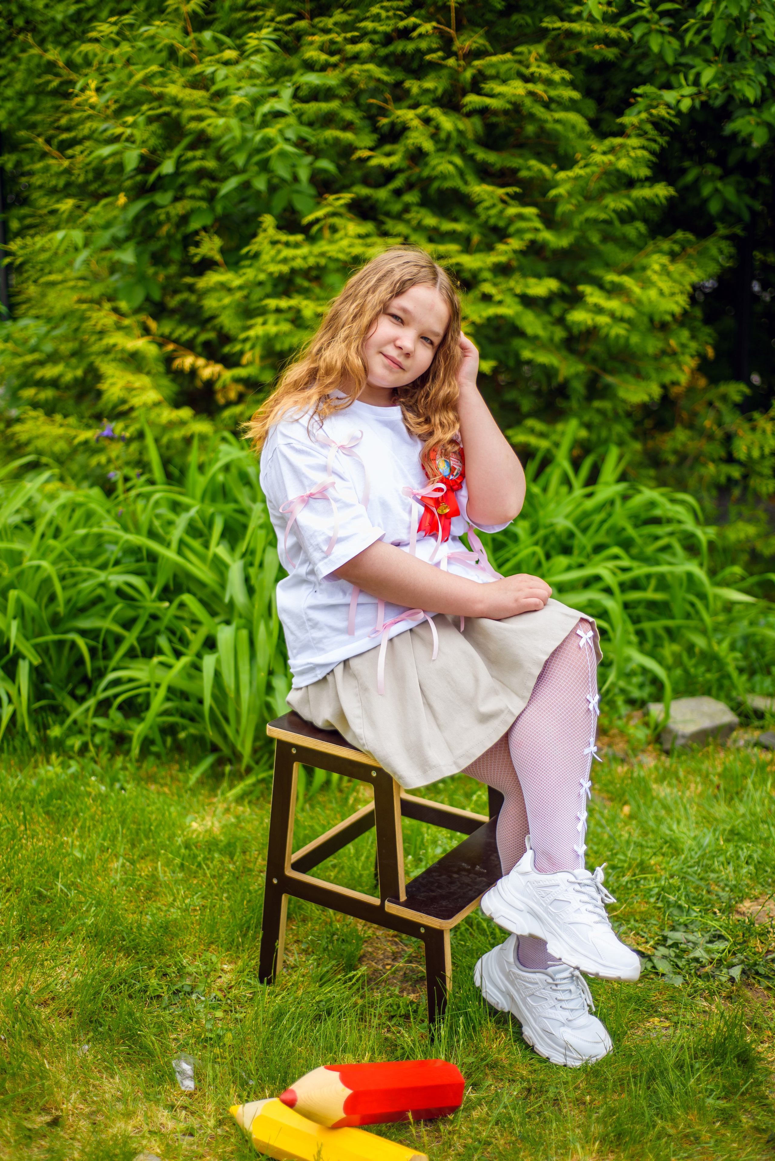 Фотосъемка в школьном саду. Фотограф. Выпускные альбомы в Барнауле