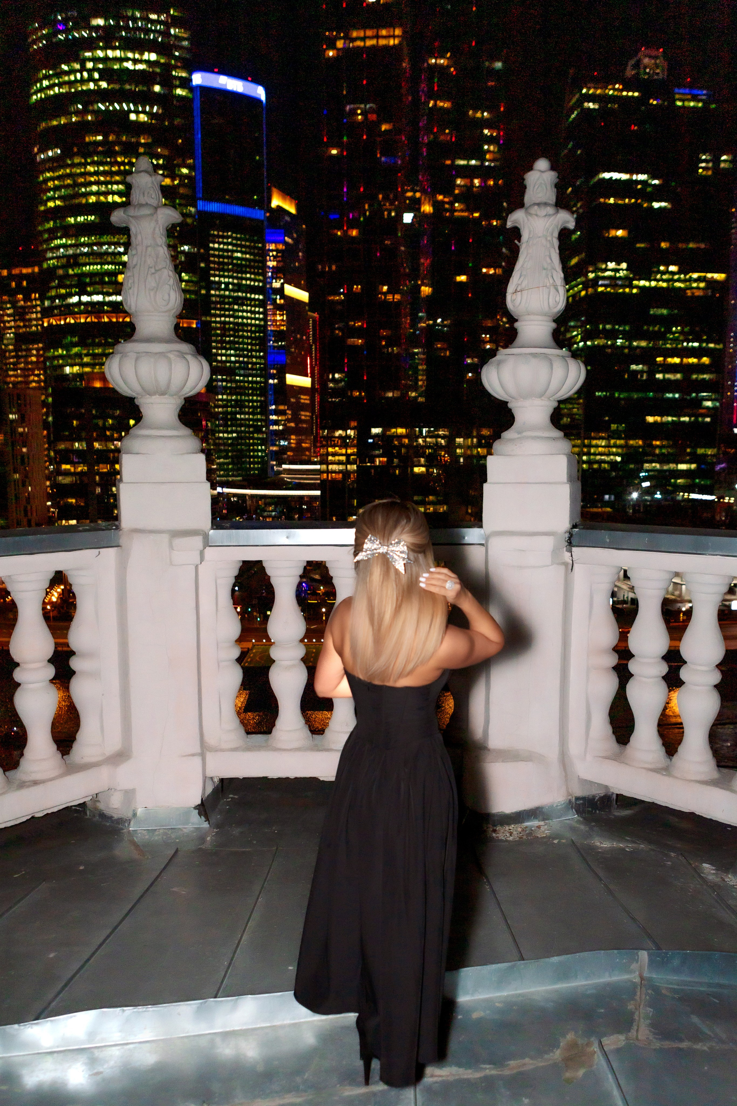 Ночная съёмка на крышах Москвы. Главная