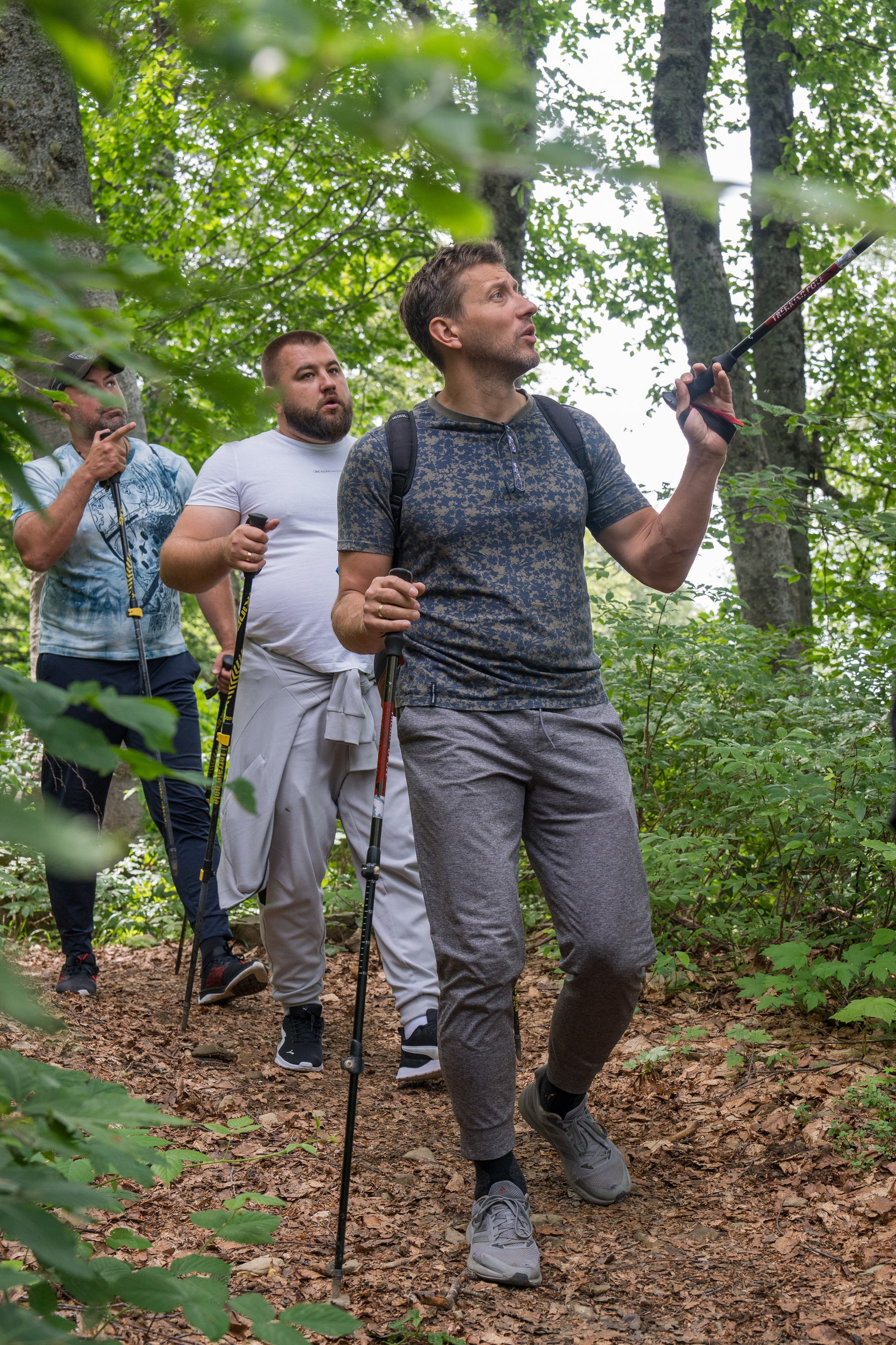 MICE мероприятие для компании «Доставка морем»: хайкинг к Ачипсинским водопадам. Репортажный фотограф в Красной Поляне и Сочи Павлюченко Екатерина