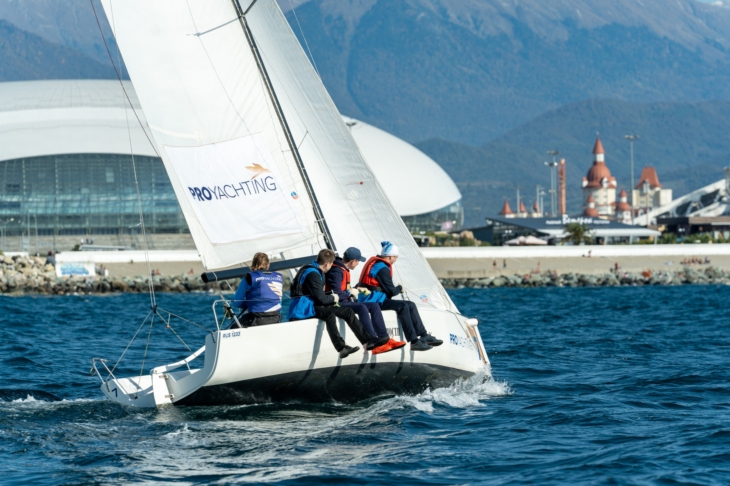 MICE мероприятие для компании «Базис». Репортажный фотограф в Красной Поляне и Сочи Павлюченко Екатерина