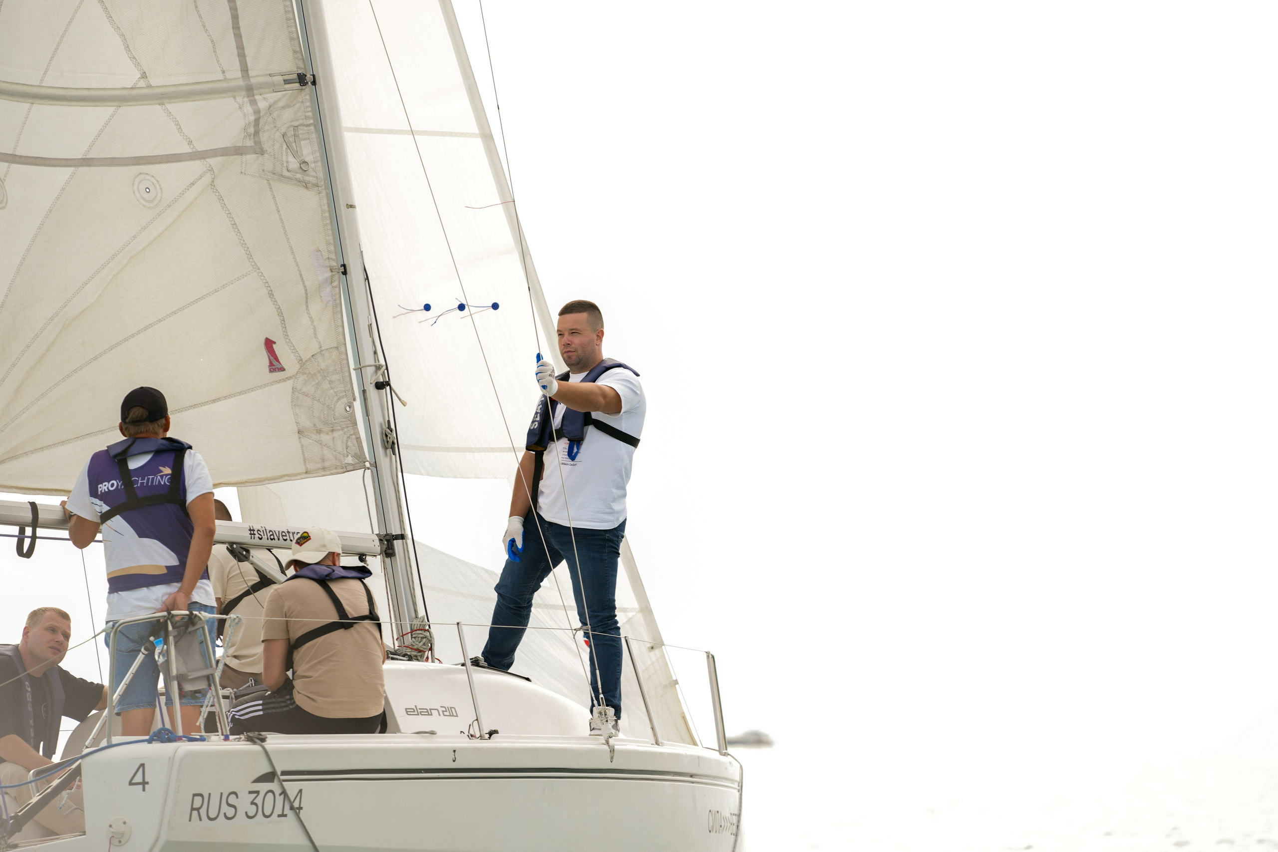 Яхтенная регата для компании Агрегатка. Репортажный фотограф в Красной Поляне и Сочи Павлюченко Екатерина