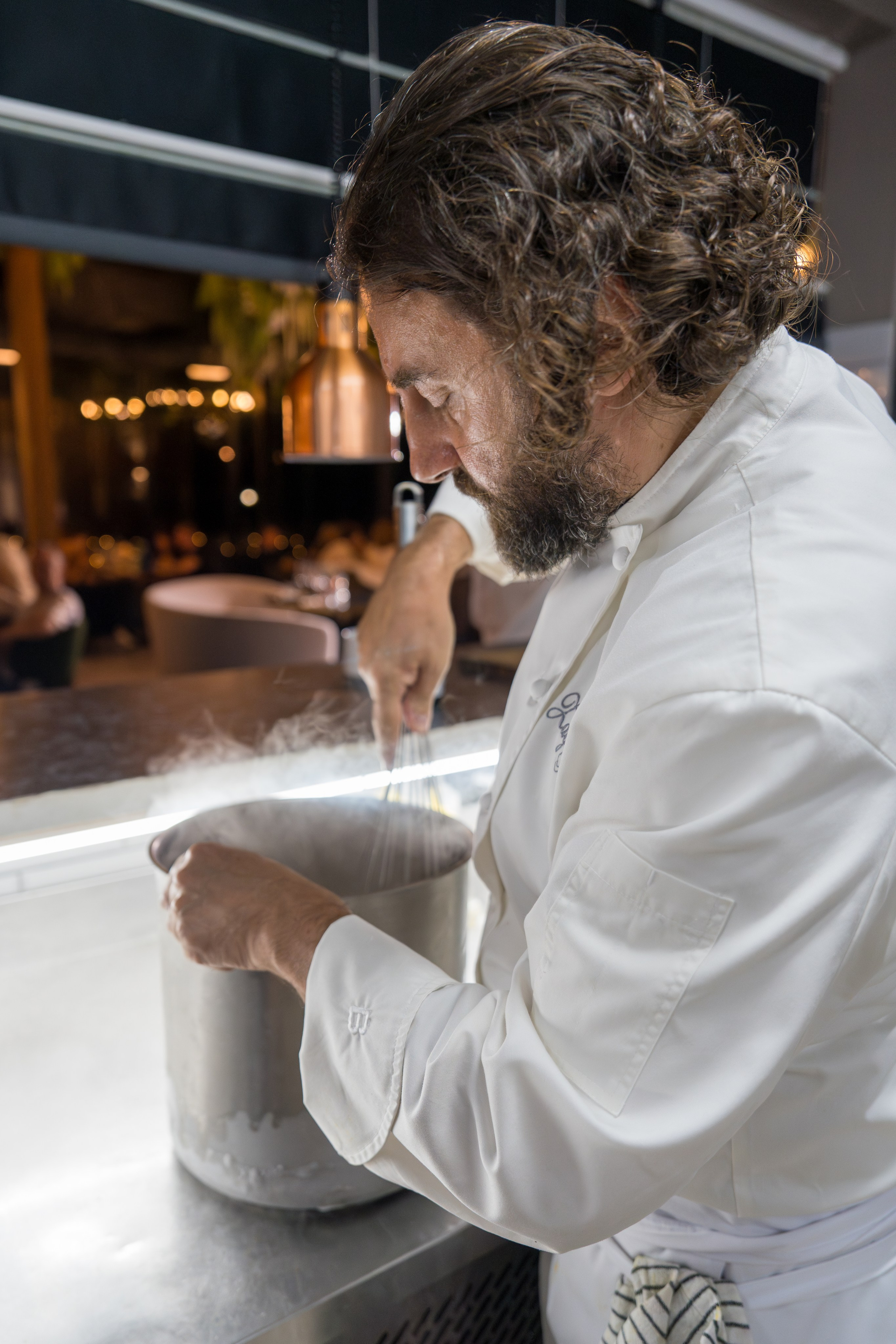 Гастрономический ужин «Лесная Италия» с Мирко Дзаго в ресторане RiverSide. Репортажный фотограф в Красной Поляне и Сочи Павлюченко Екатерина