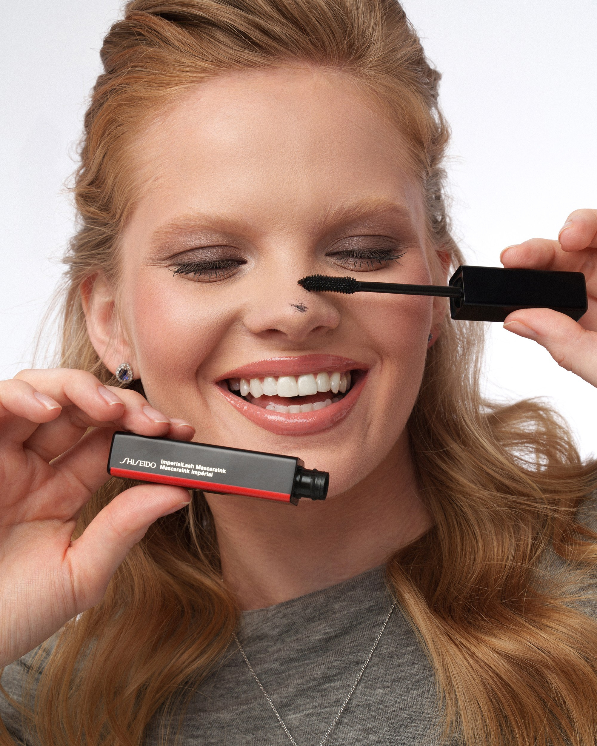 Бьюти съемка для Лэтуаль. Бьюти и предметный фотограф в Москве Светлана Грачева