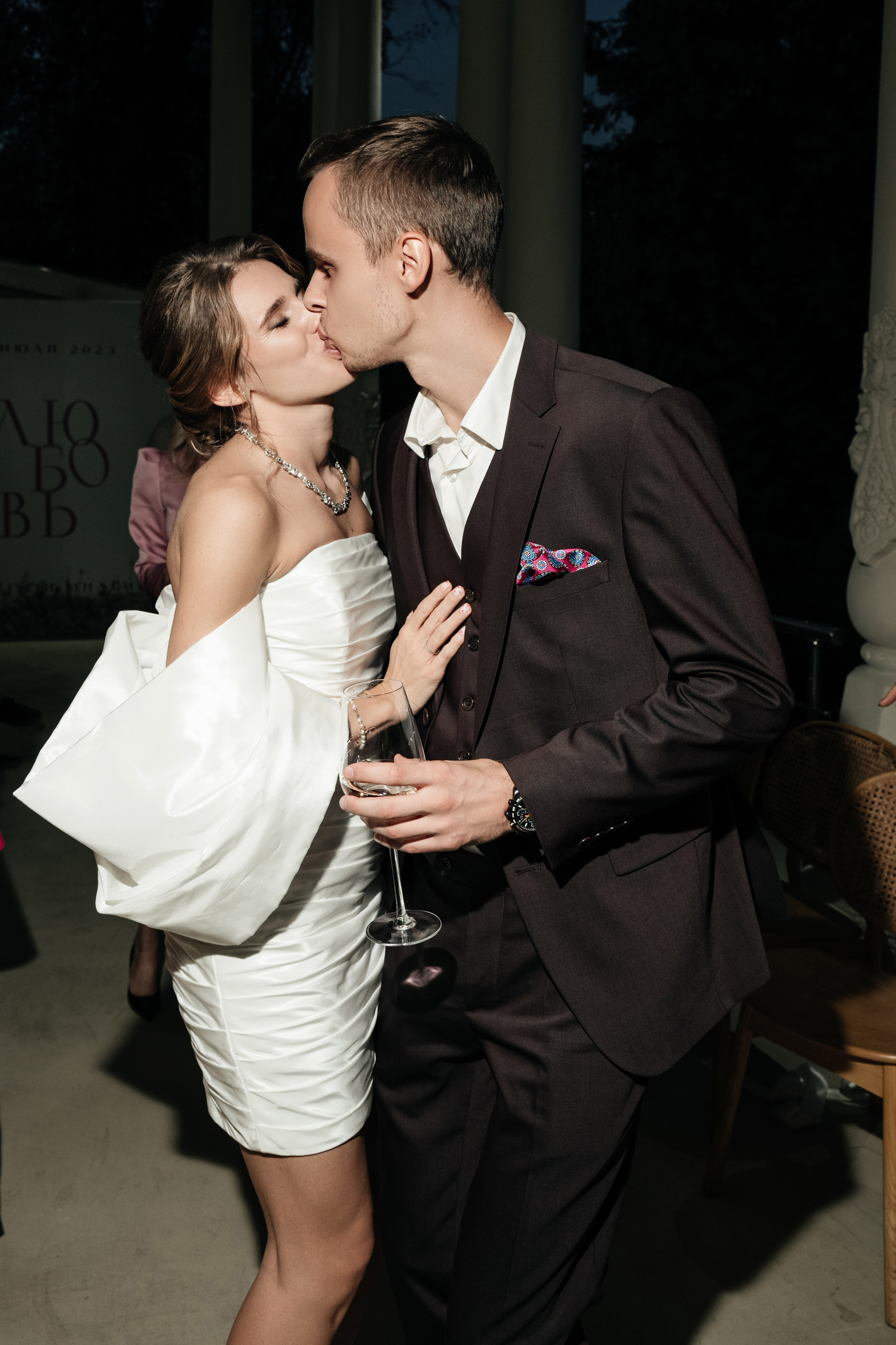 Ресторан Домик в саду, ВДНХ. Свадебный фотограф Москва Александра Аверкова