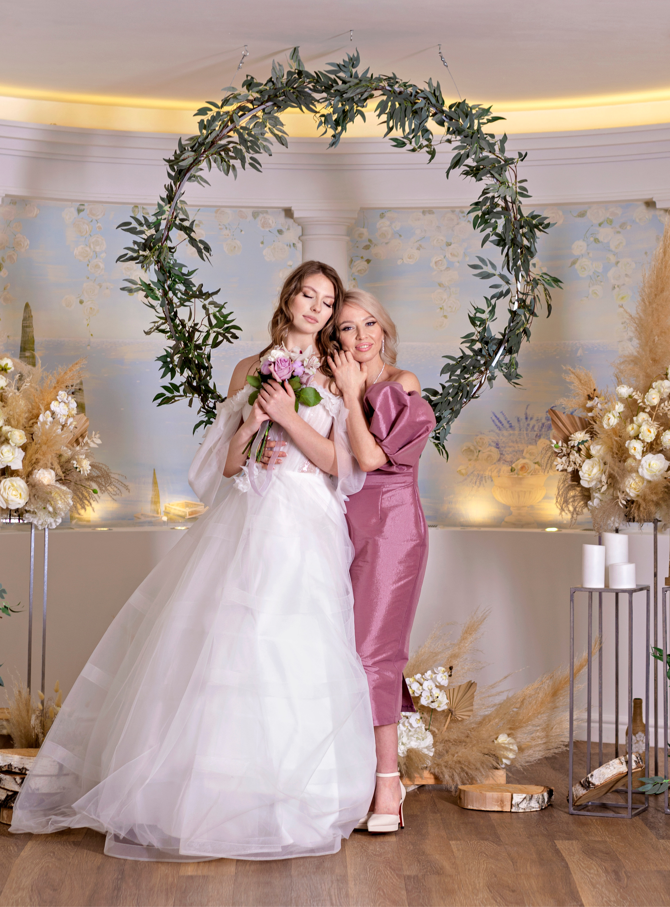 Выездная регистрация в ресторане. Фотографы для фотосессий в Новосибирске