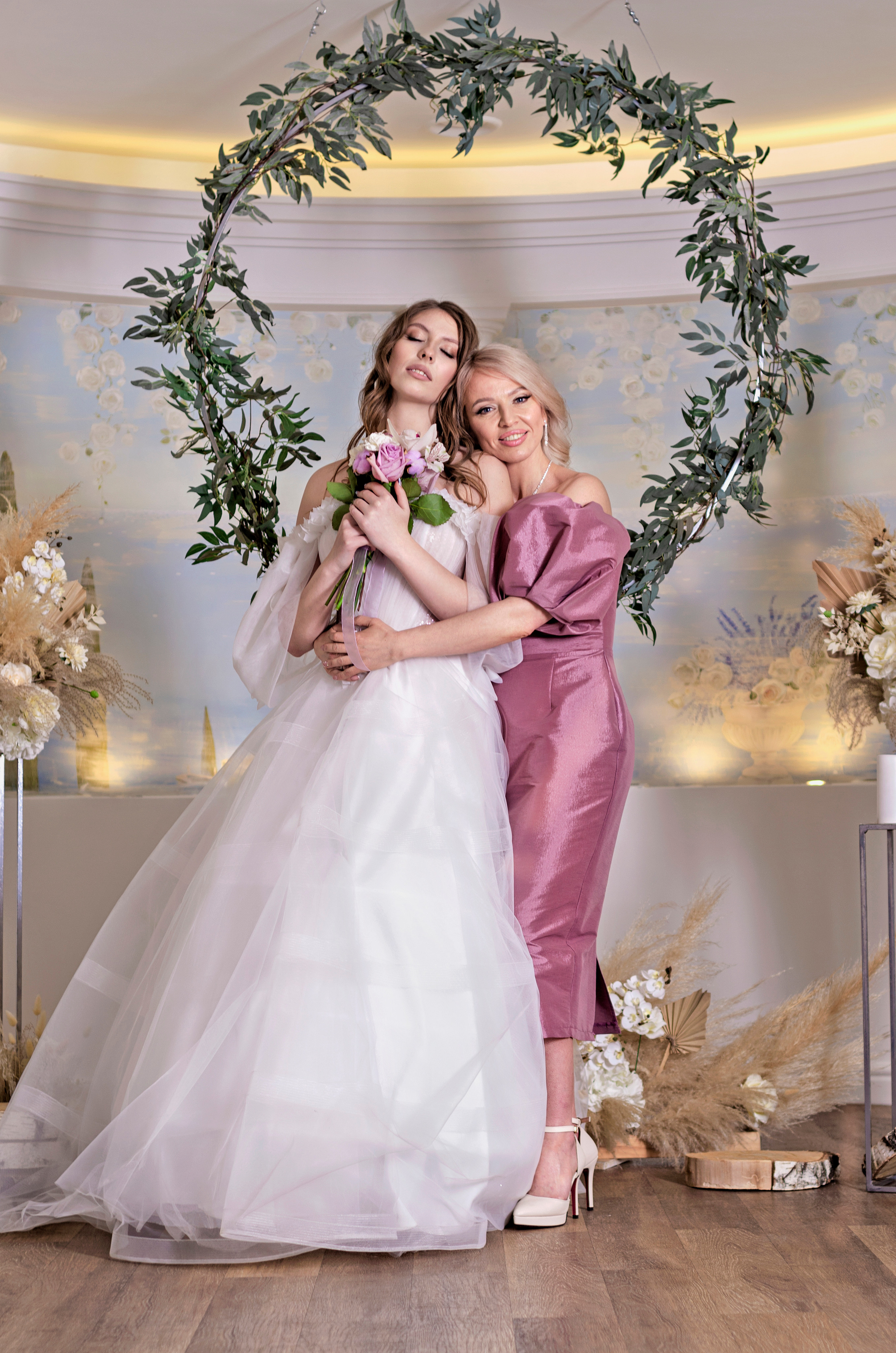 Выездная регистрация в ресторане. Фотографы для фотосессий в Новосибирске