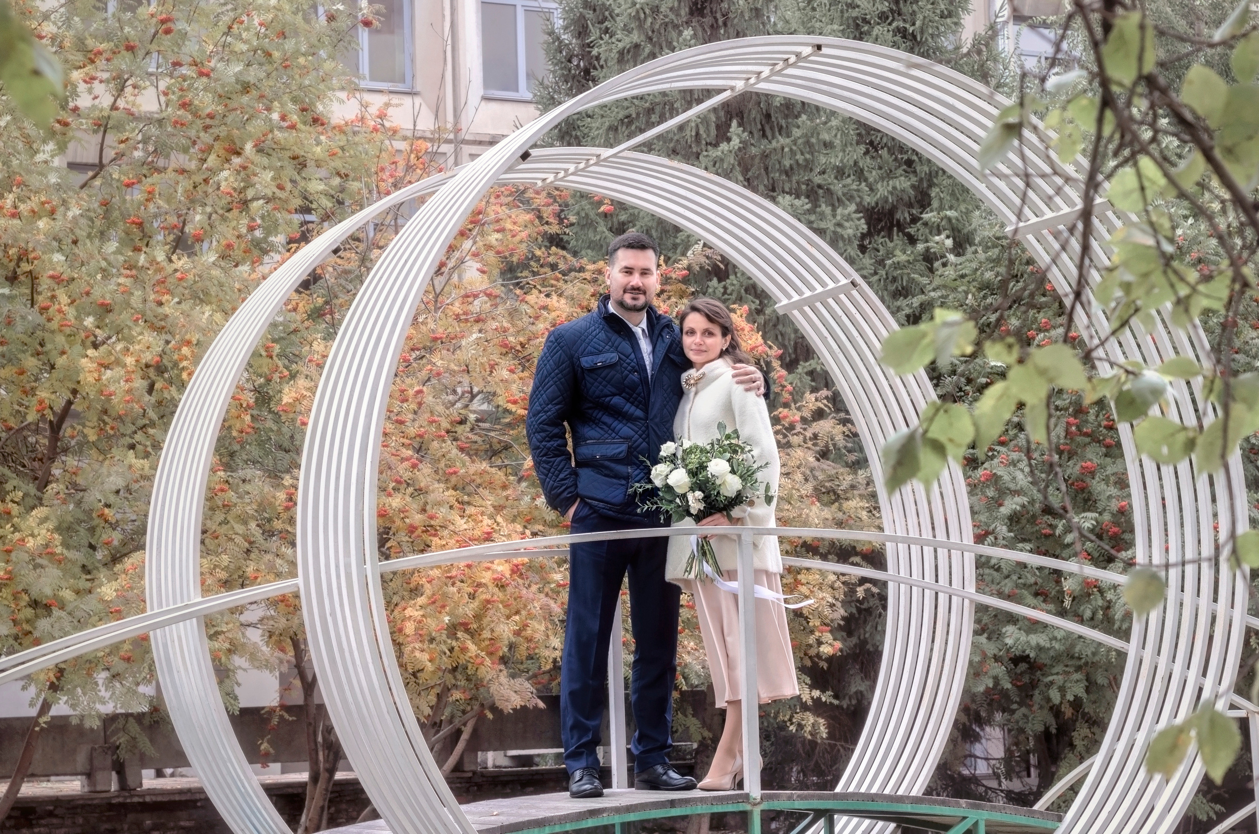 Свадебная съёмка в ЗАГСе и студии. Фотографы для фотосессий в Новосибирске