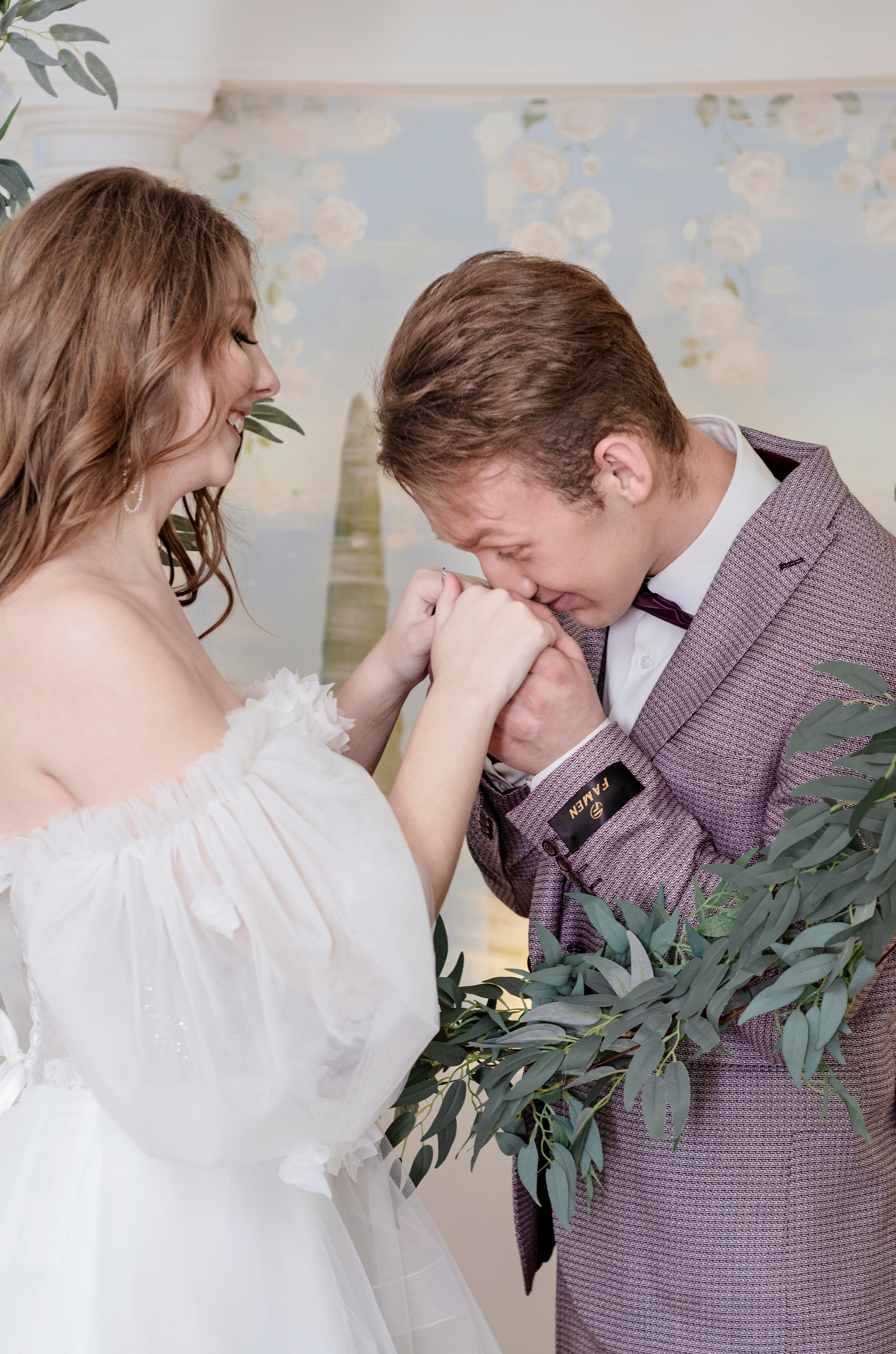 Выездная регистрация в ресторане. Фотографы для фотосессий в Новосибирске