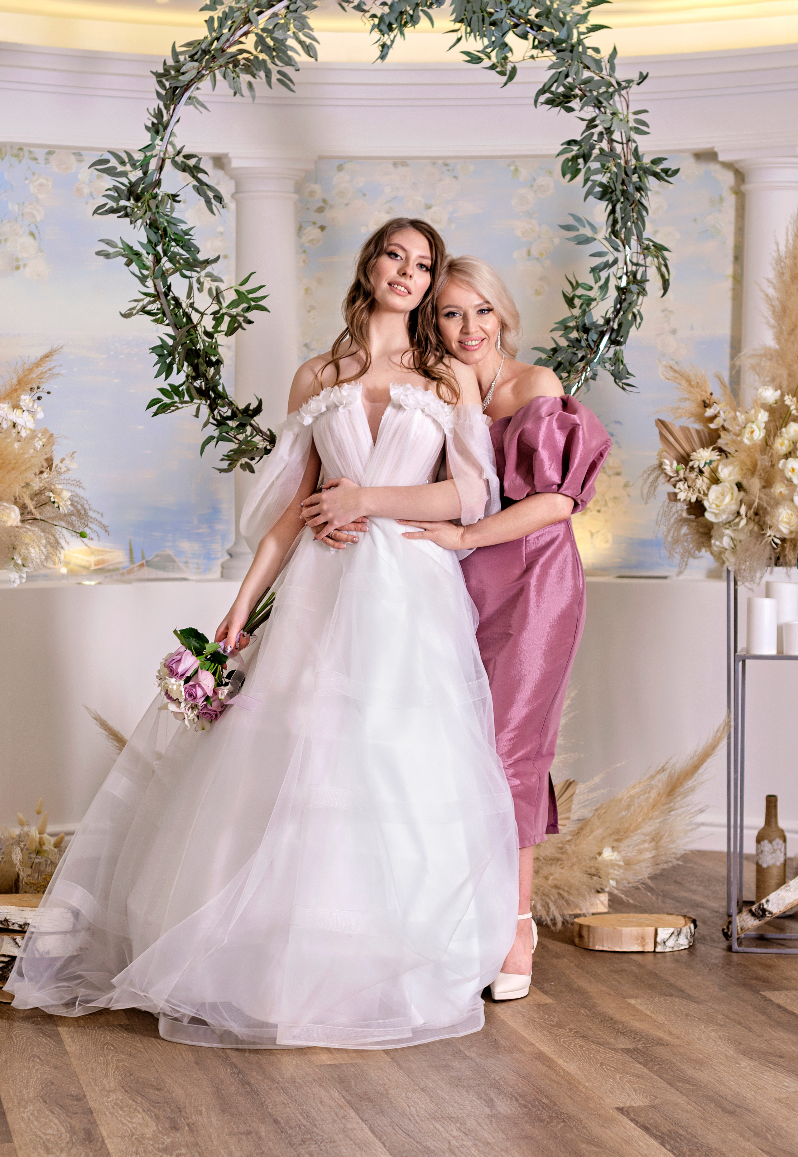 Выездная регистрация в ресторане. Фотографы для фотосессий в Новосибирске