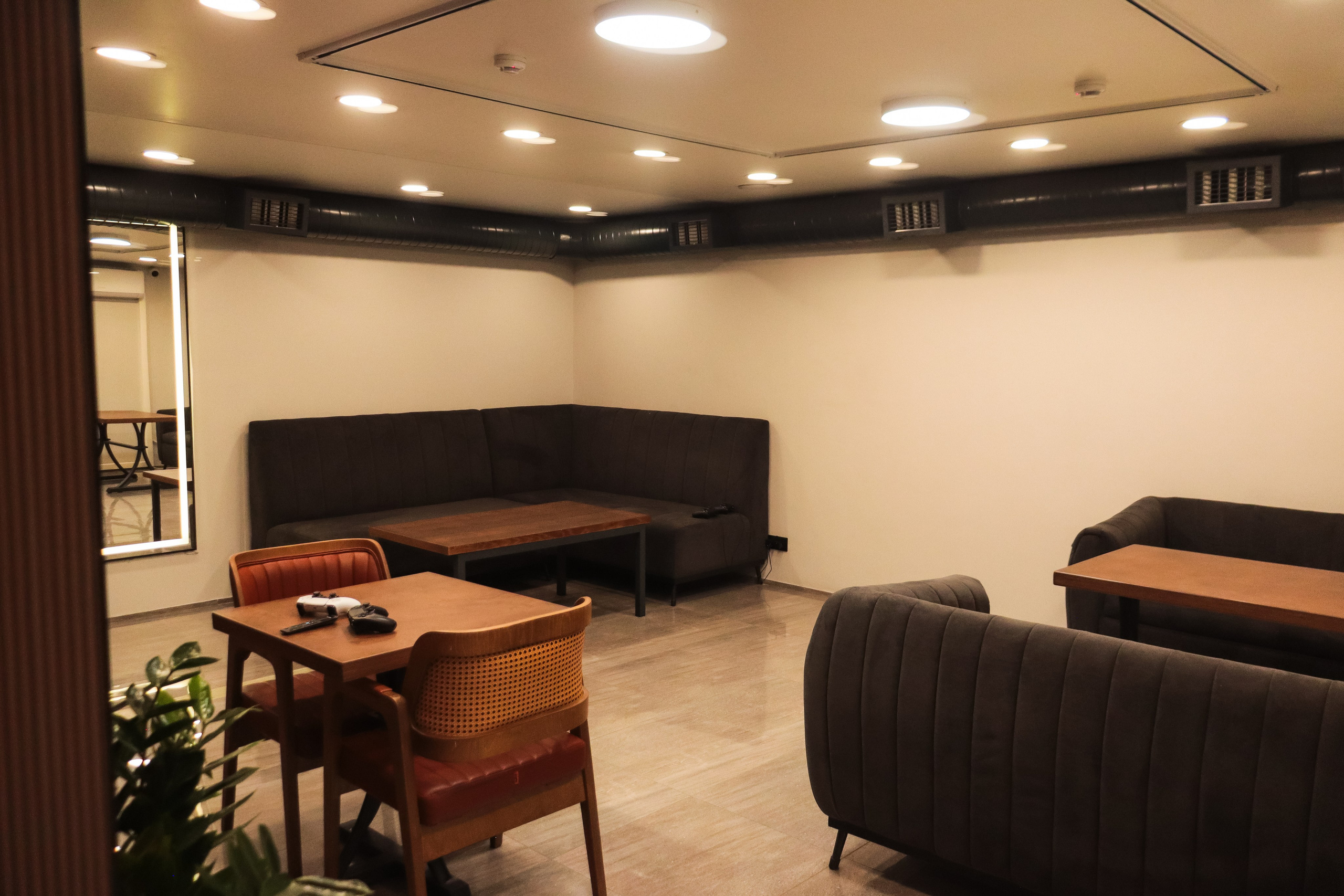 Интерьер. Репортажный, портретный, студийный и автомобильный фотограф в городе Алматы, Талгар и Иссык — Занорин Артем