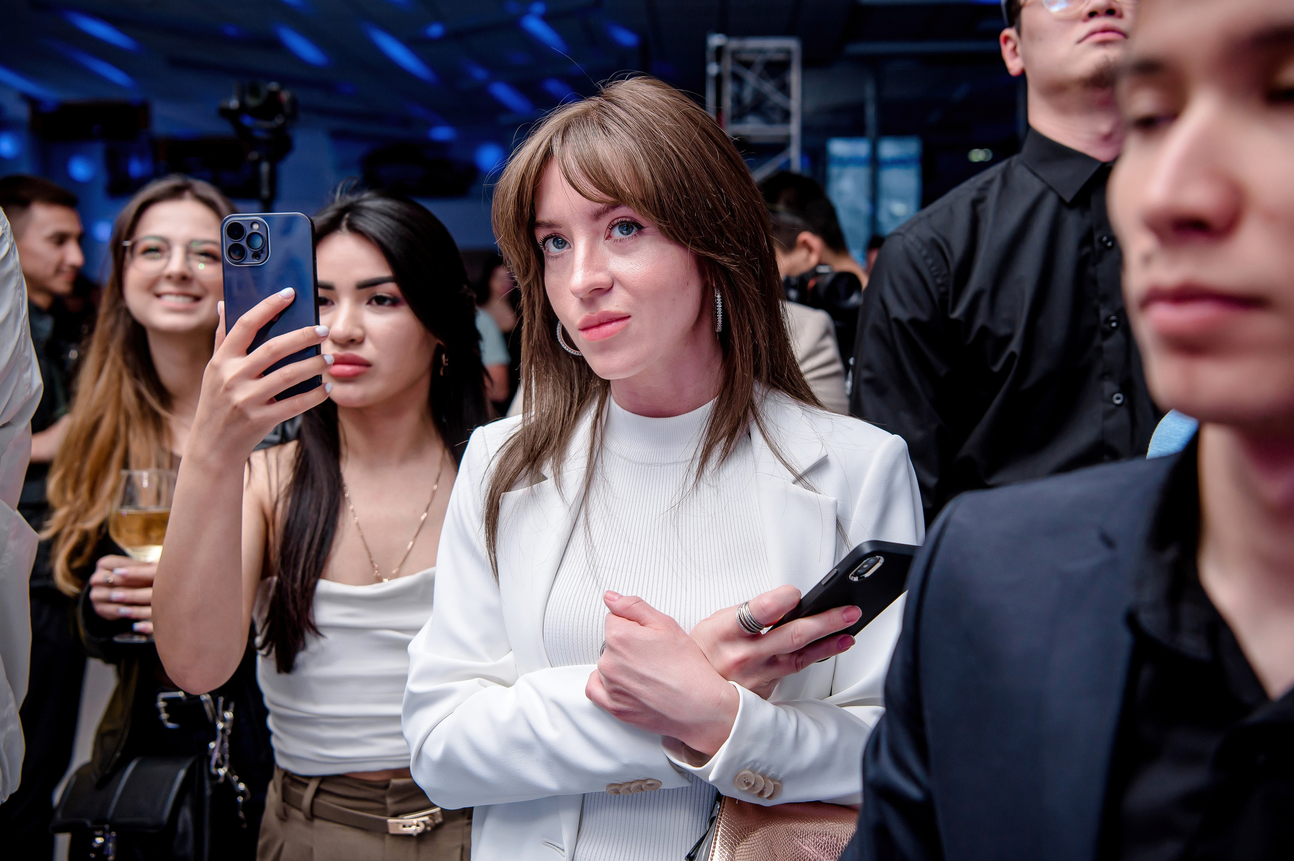 Презентации. Открытия. Елена Северина фотограф, Алматы: репортаж (спорт, концерты, конференции), предметная и фуд-съёмка, портреты, каталоги, фэшн, ретушь