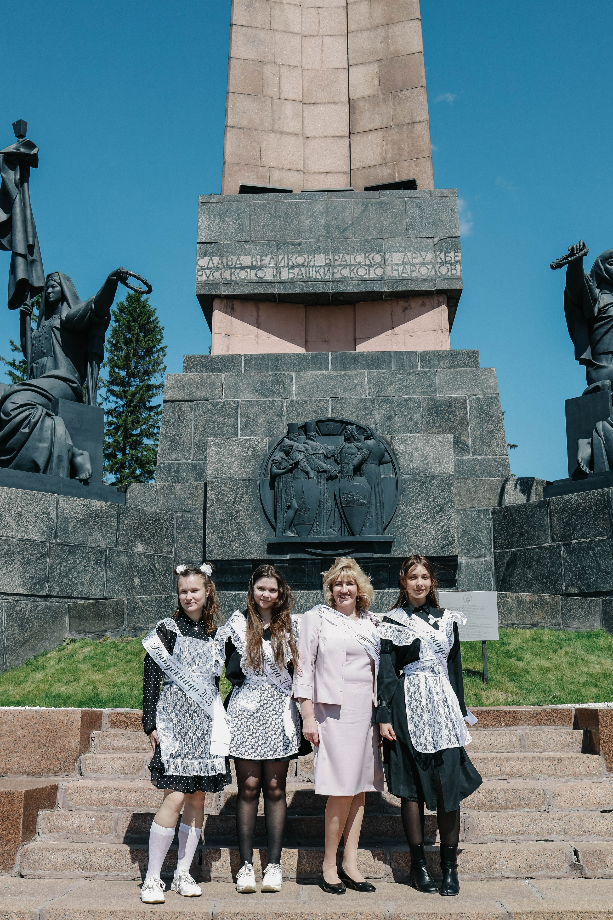 Выпускной. Гимназия 84. Иванова Ирина Свадебный и семейный фотограф г. Уфа