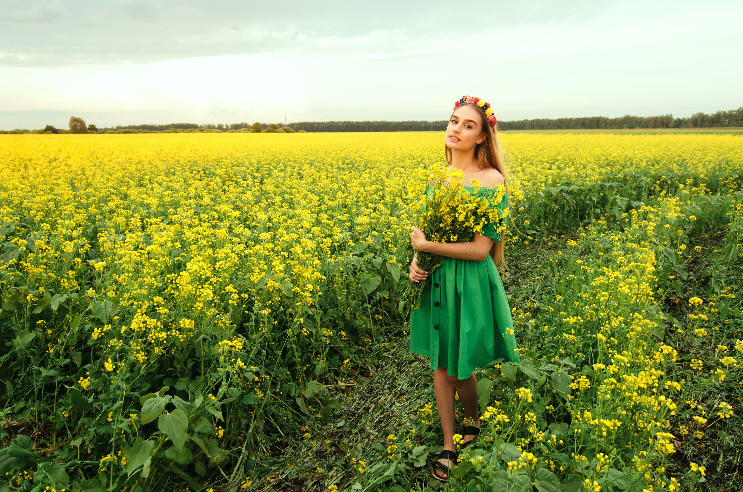 Мария в полях. Фотограф Евдокимов Никита. Тамбов, Москва