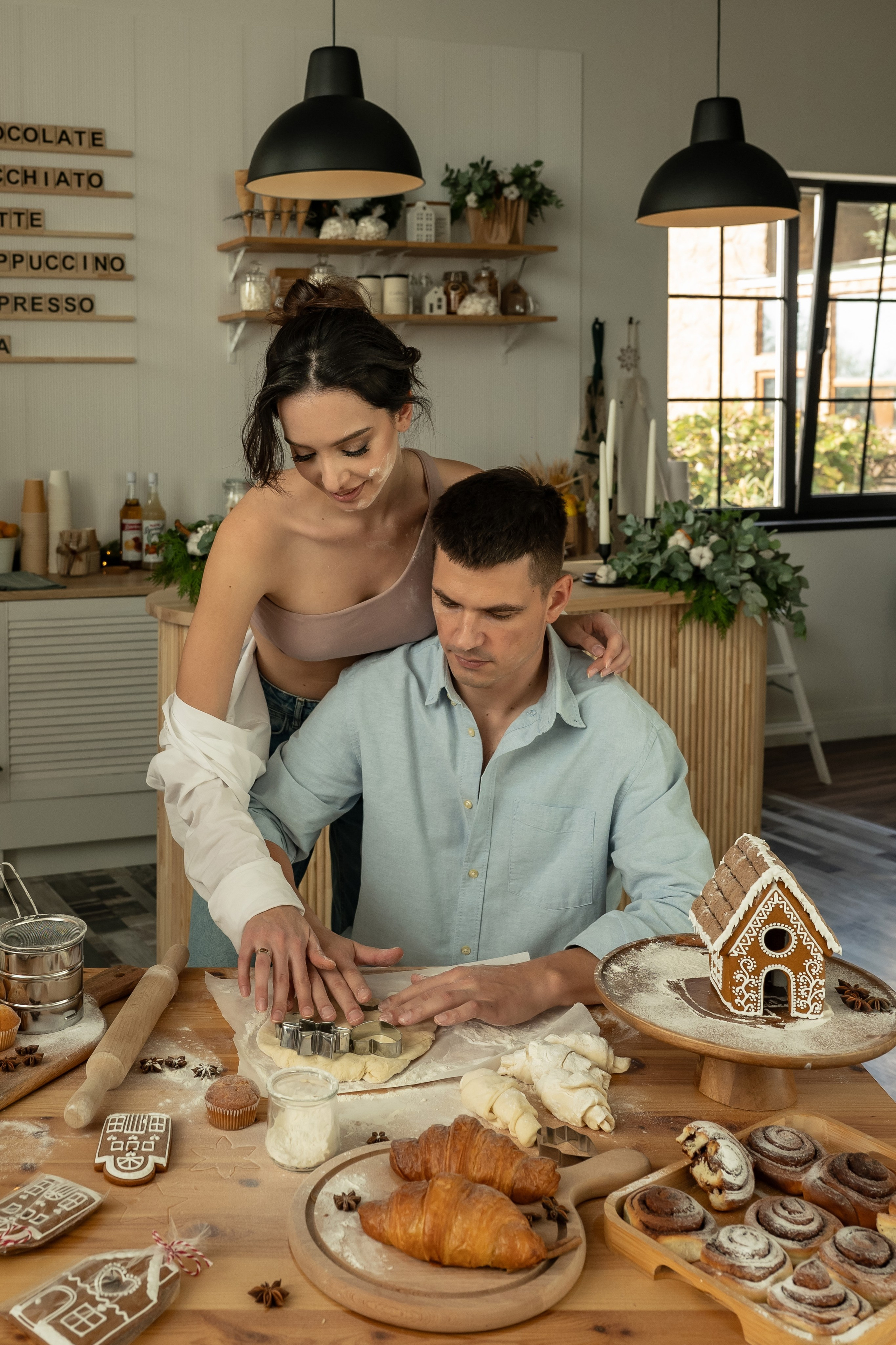Влюбленные на кухне. Наталья Слесаренко фотограф в Сочи