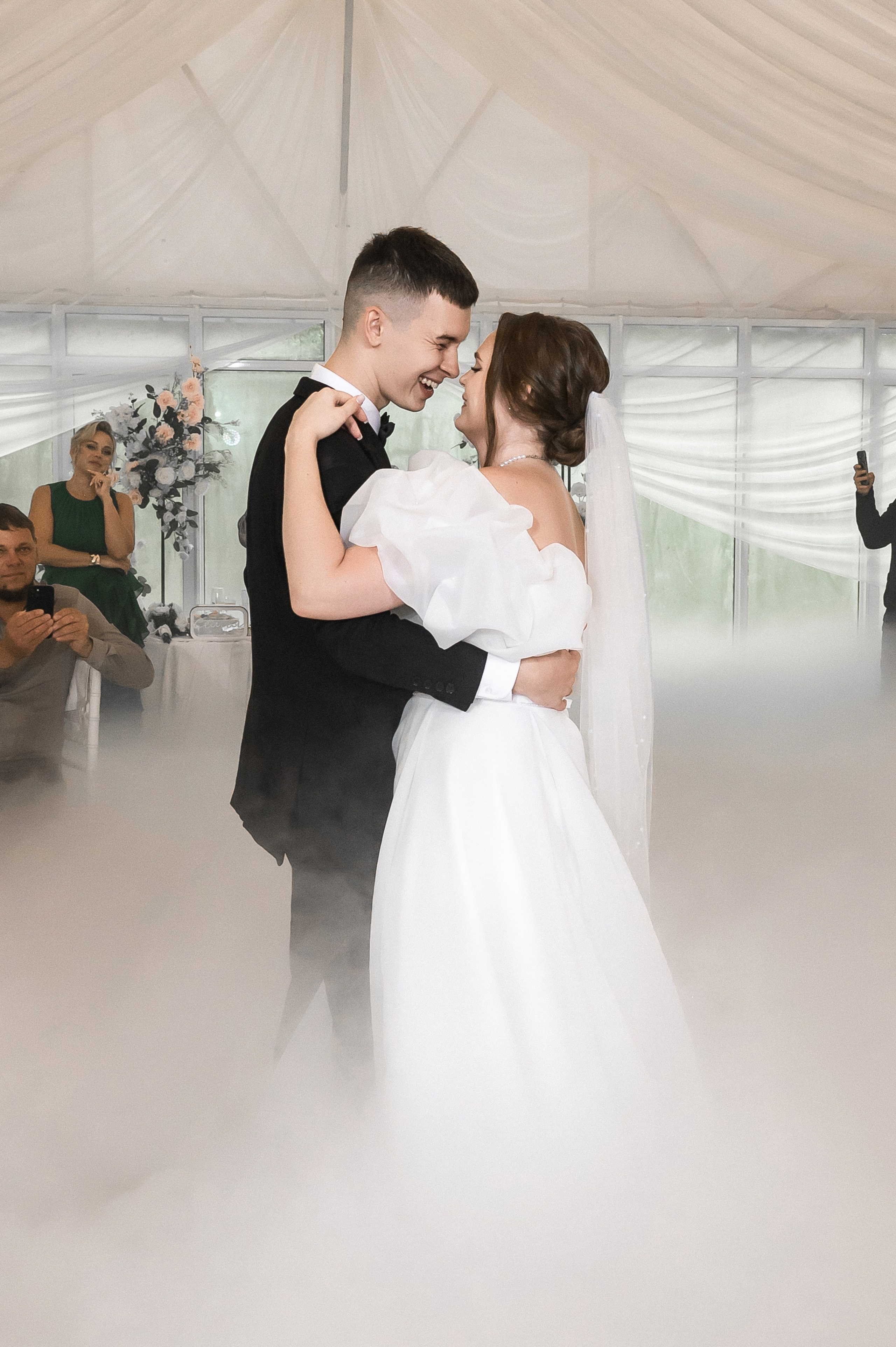 Михаил и Софья 08.08.25. Свадебный фотограф в Новосибирске. Александра Верхушина