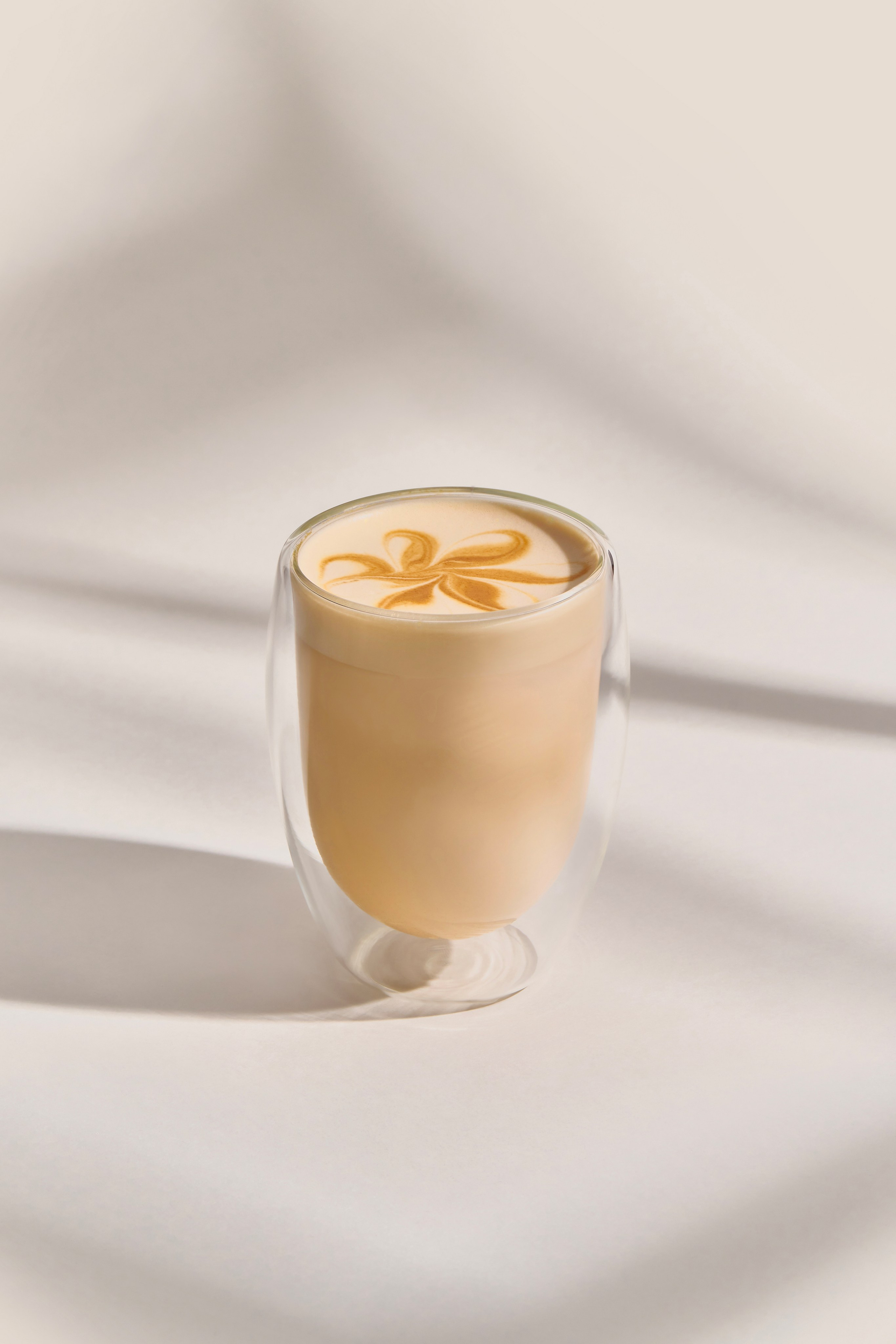 HORS. Контент фотограф в Москве Александр Хитько