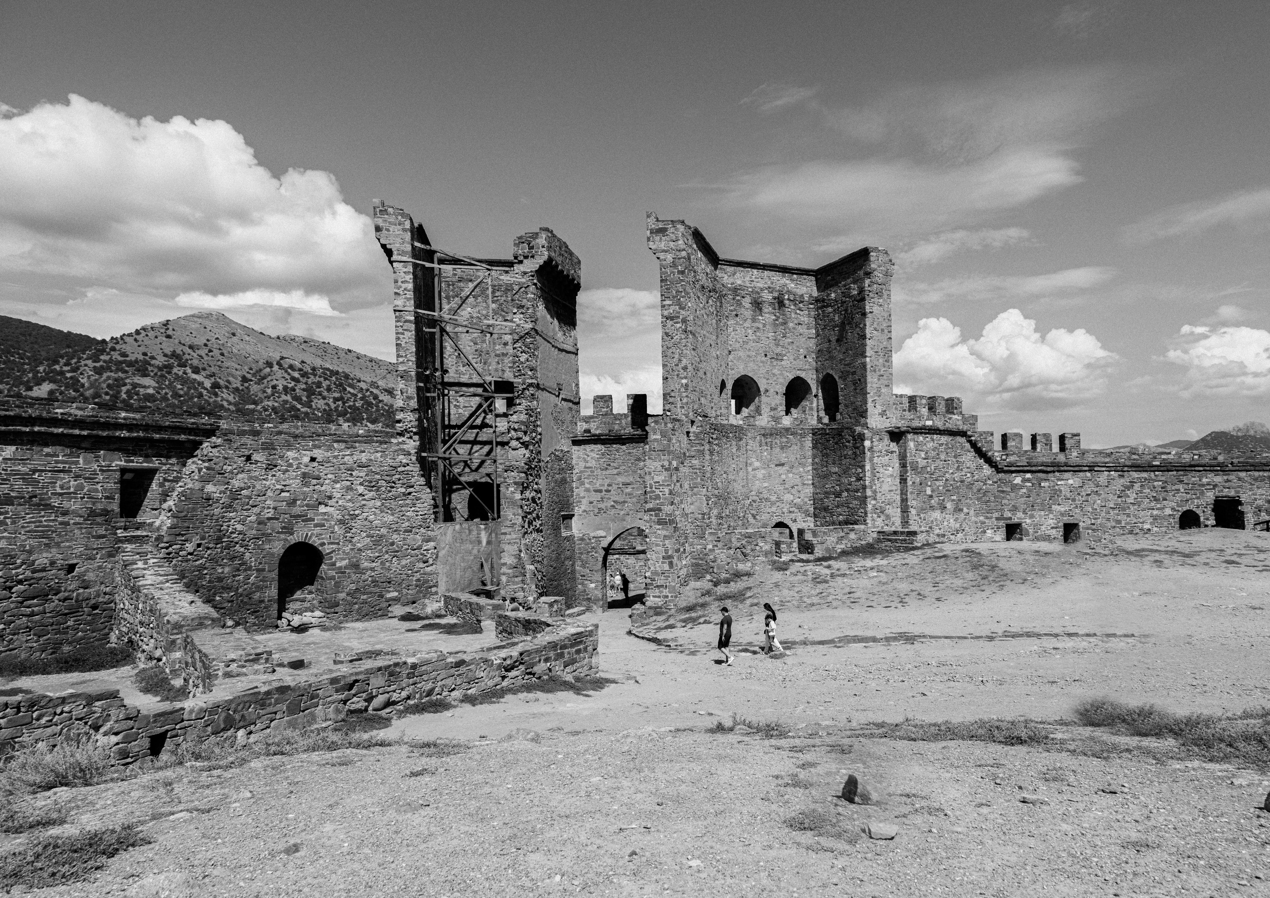 Фотовыставка. Крым в пейзажах и символах как история РФ