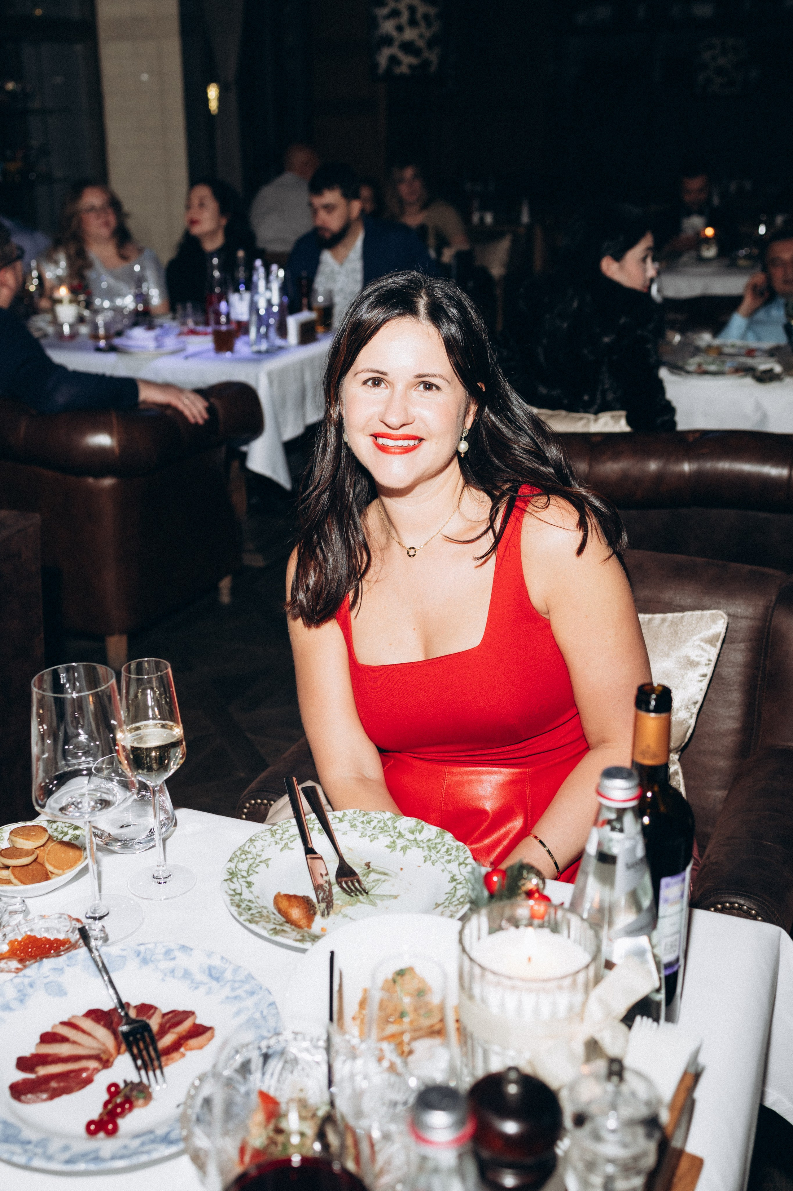 Новогодний корпоратив ресторан Рибай. Фотограф Артем Бросов в Санкт-Петербурге и Дубае