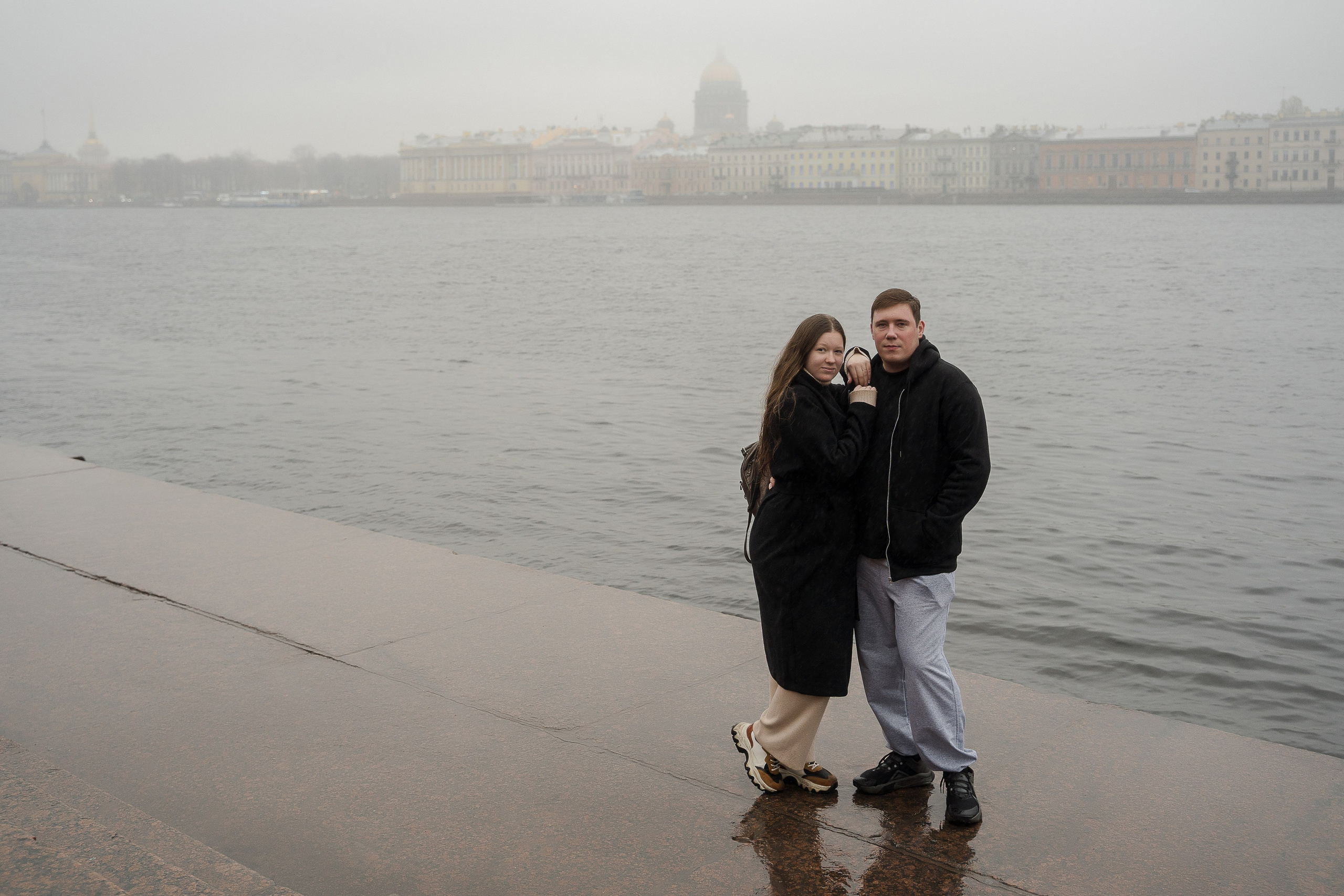 Дождь на набережной. Свадебный и семейный фотограф в Пушкине и Санкт-Петербурге Мария Филиппова