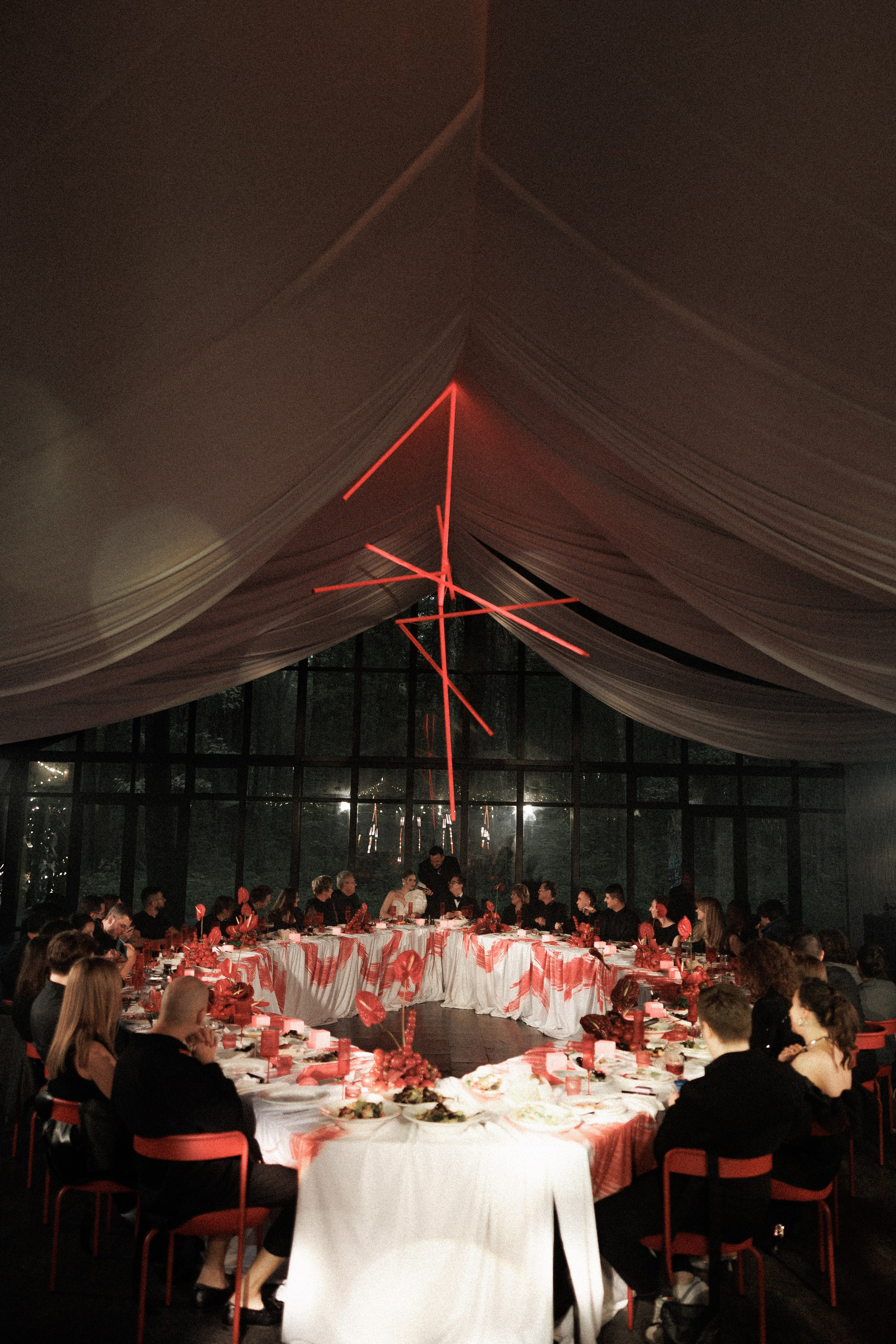 LOVE & HATE | R & N. Свадебный и event-фотограф Иван Волнухин