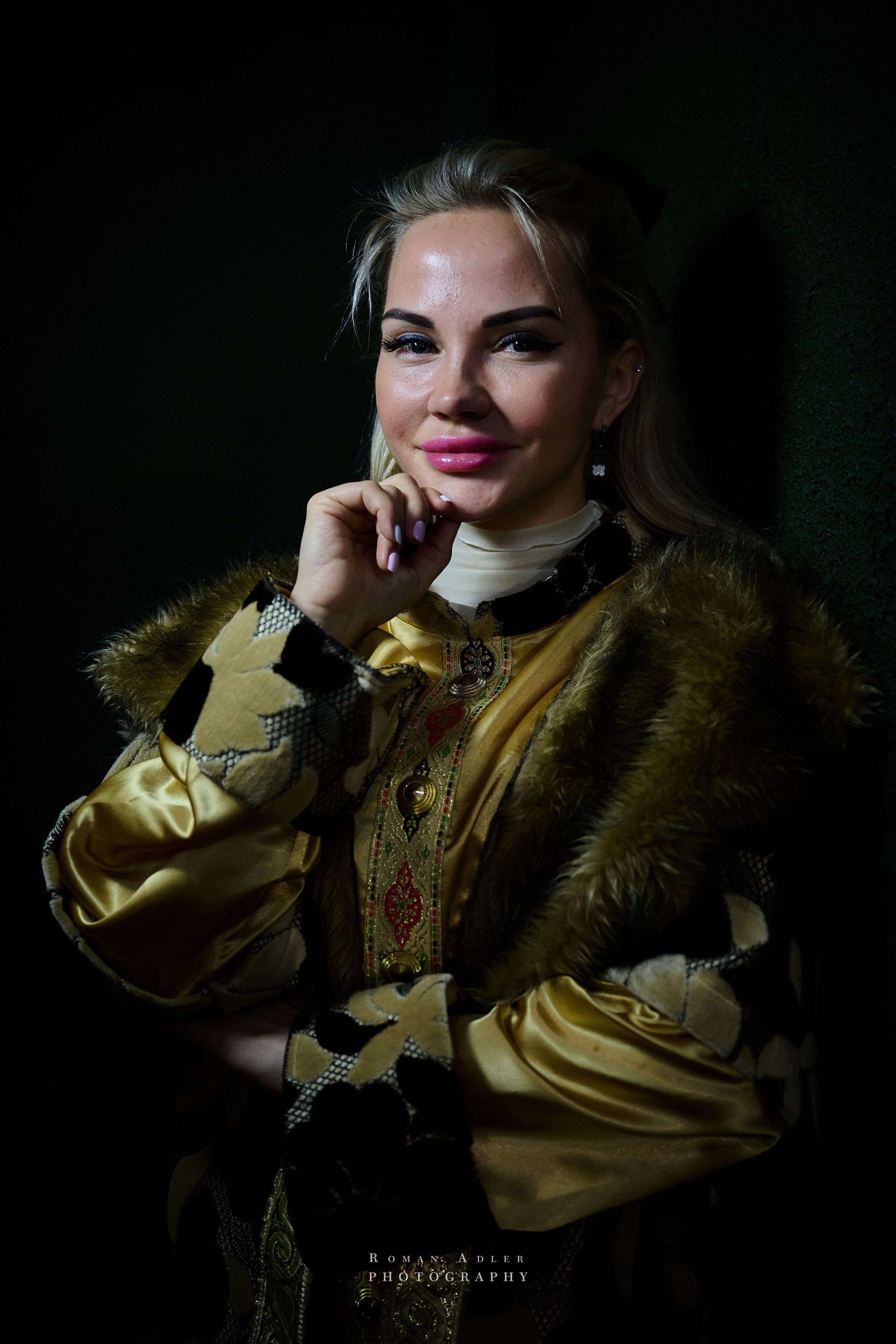 ТОП 50 успешных персон России. Фотограф Роман Адлер