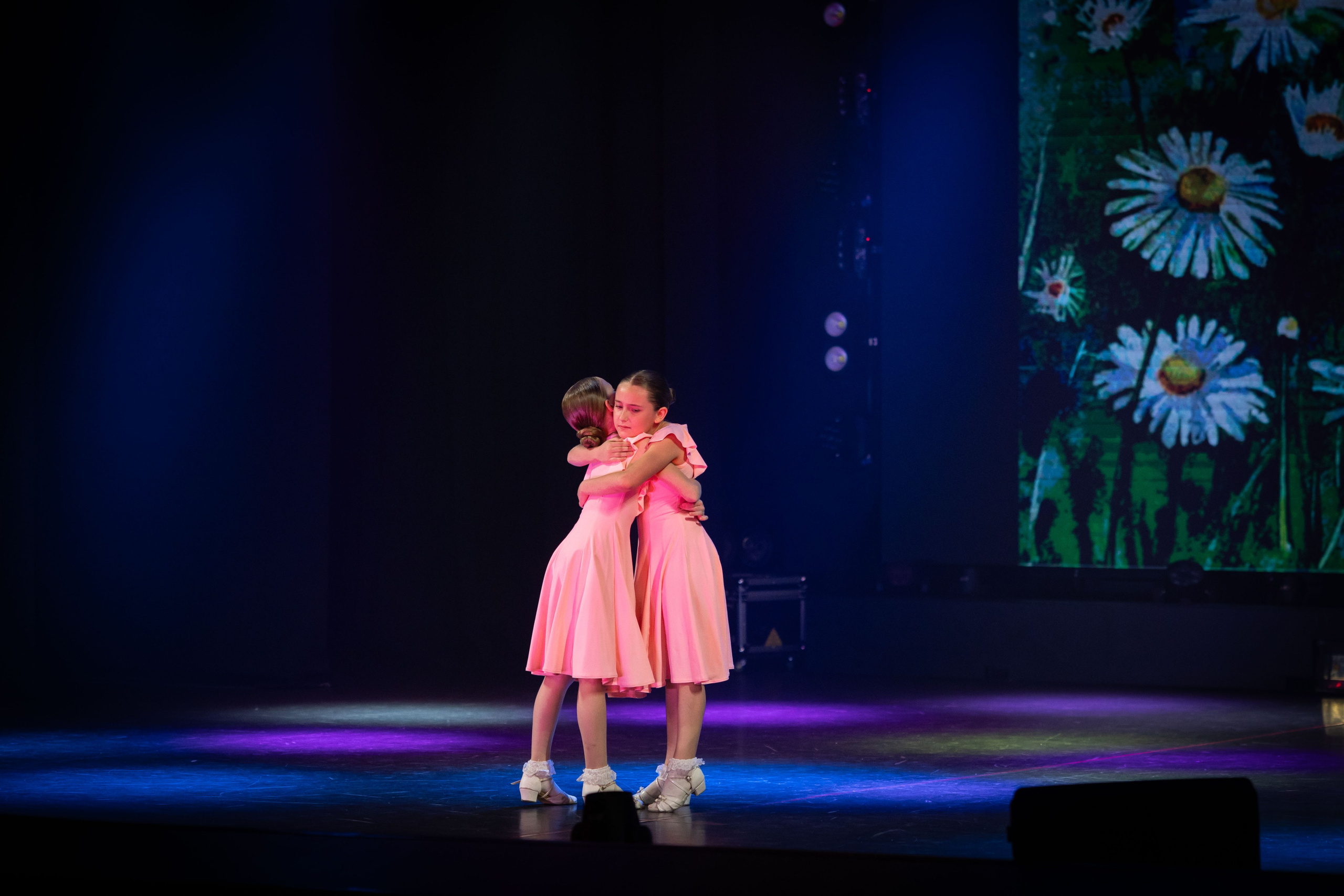 Дк Воровского отчетный концерт. Семейный и детский фотограф Анна Петракова