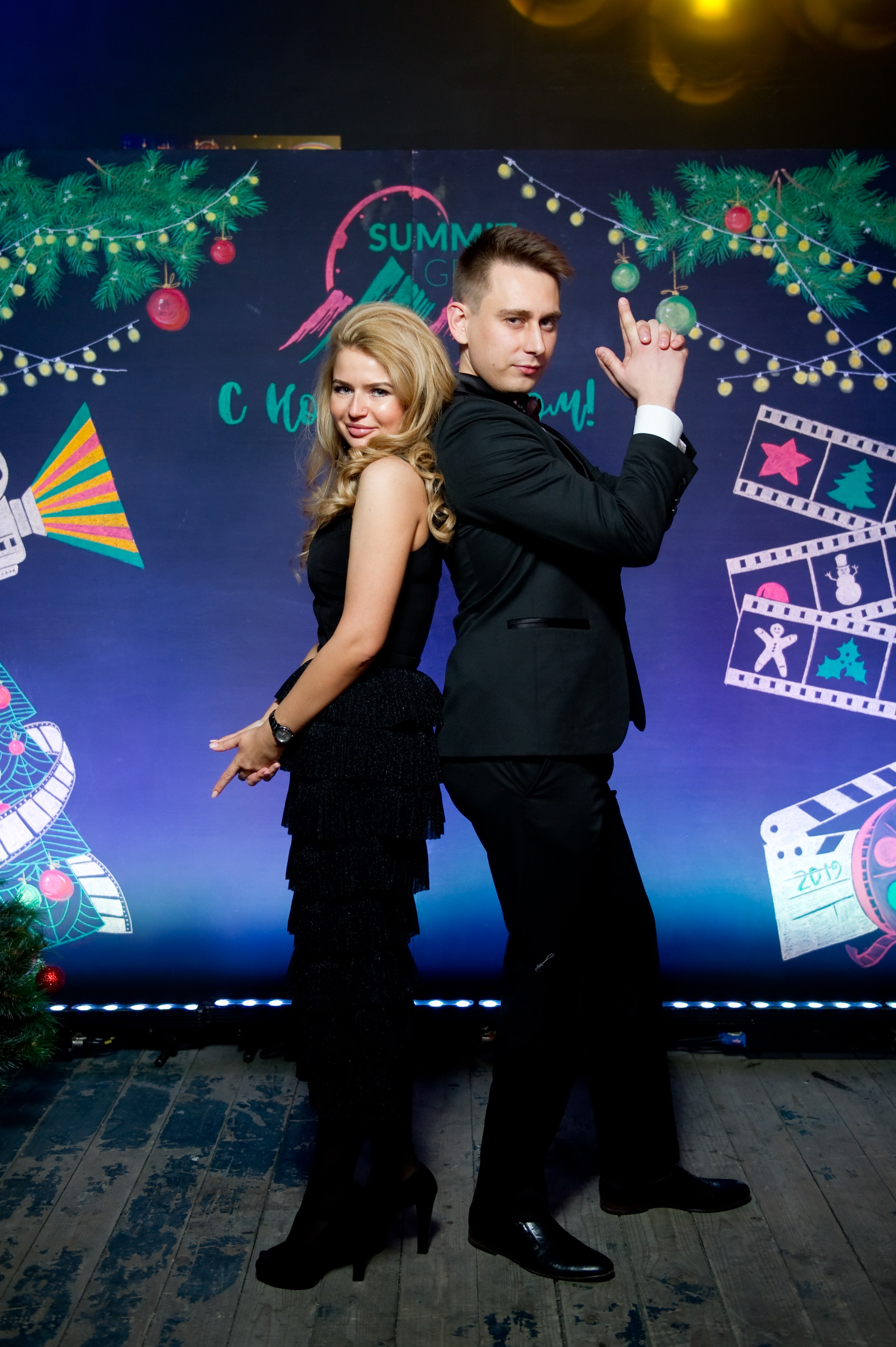 Новогодний корпоратив Summit. Репортажный фотограф и видеограф Слава Думчев. Тимбилдинги, отчетники, корпоративы