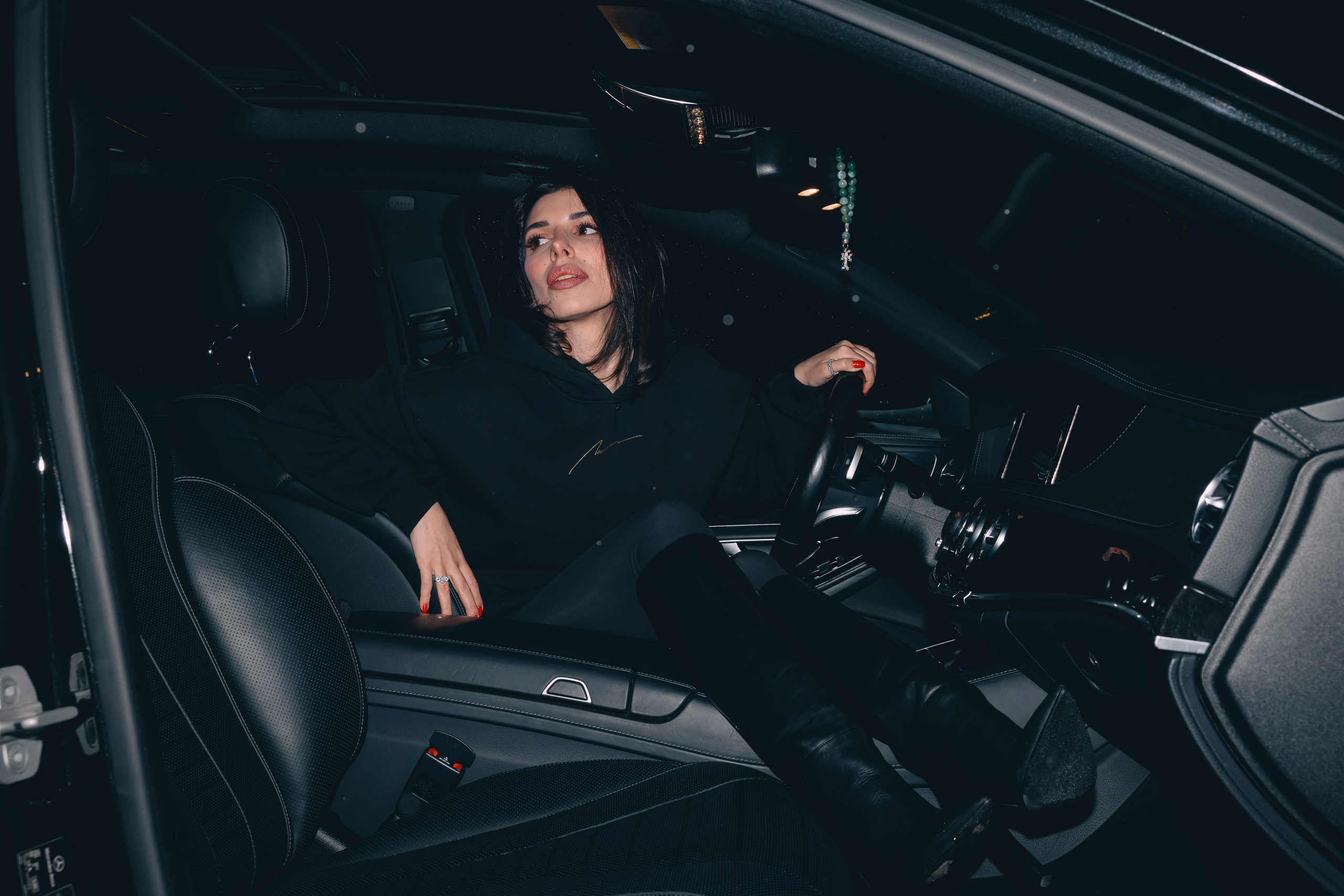 МАРИНА. Я фотограф из Москвы к Вашим услугам