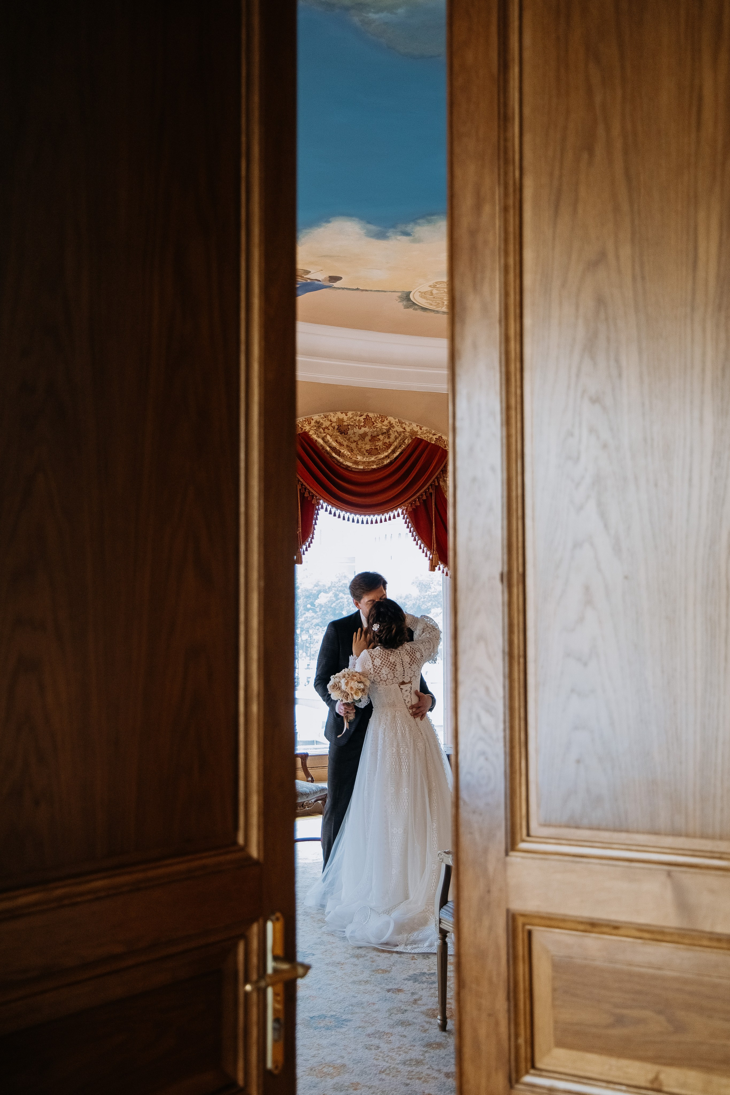 National V+K. Организация и съёмка мероприятий любого формата. Иван Быков