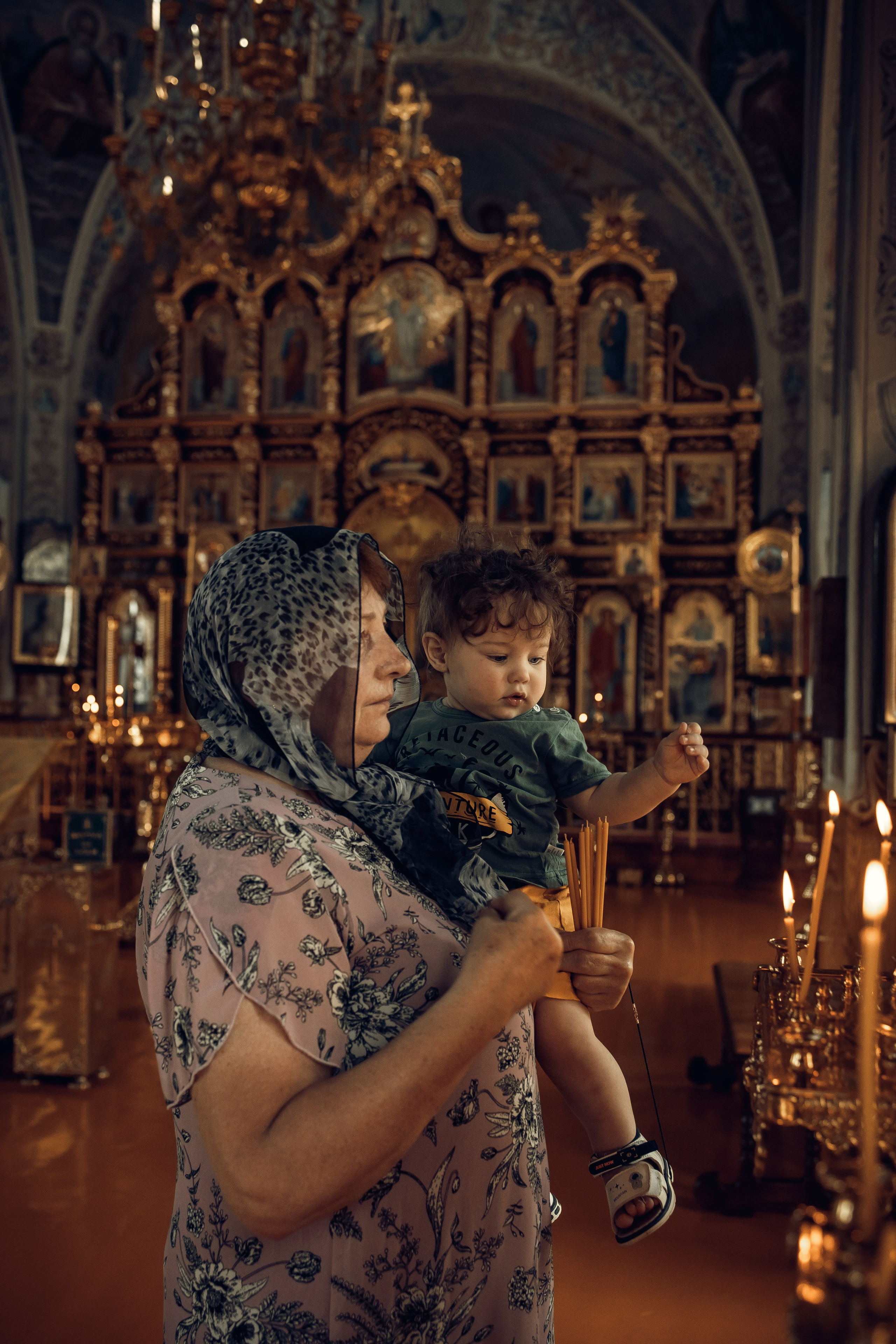 Таинство Крещения Мирона. Свято-Успенский храм. Свадебный фотограф Краснодар Инна Кириенко