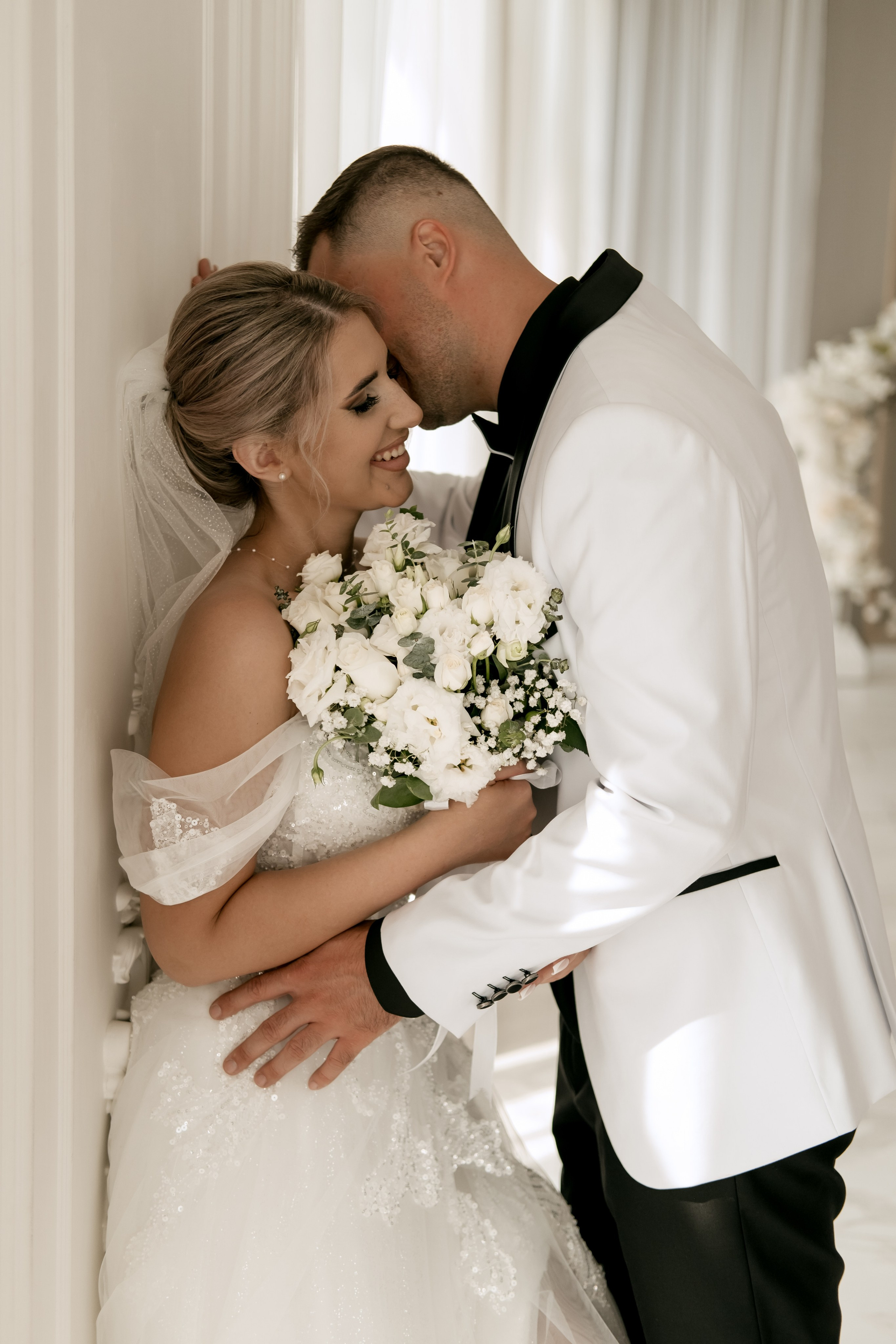 Тимур и Валерия. Свадебный фотограф Челябинск