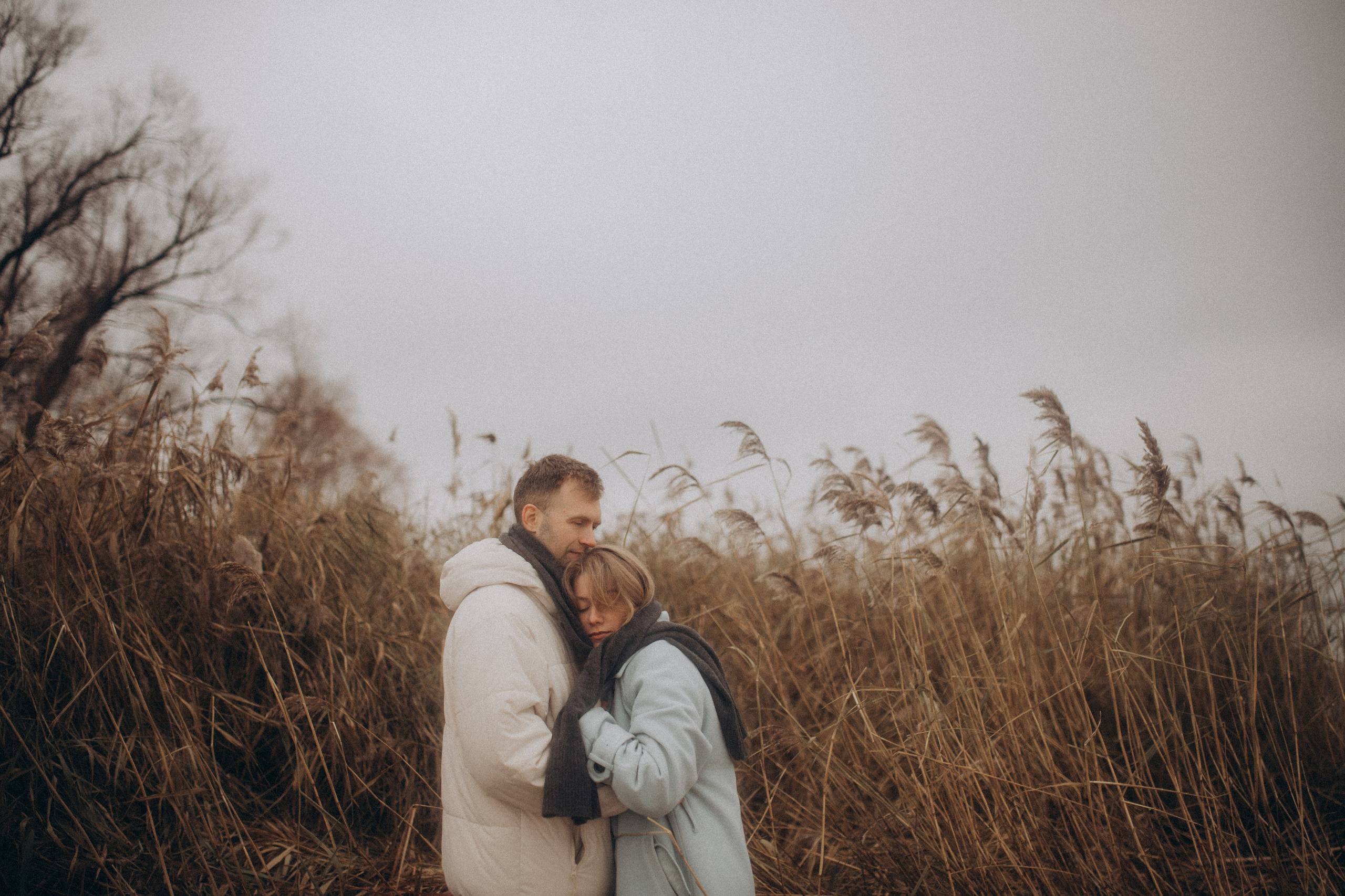 Осенний пляж. Свадебный фотограф Казань