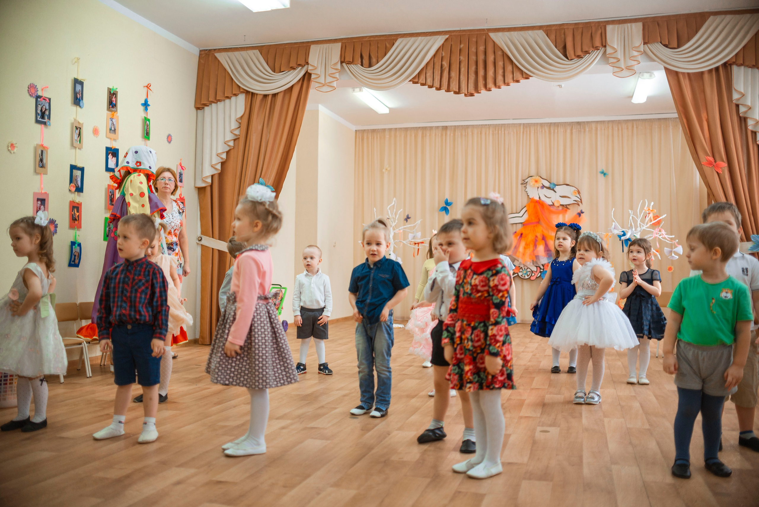 Утренник 8 Марта. Семейный фотограф на выписку из роддома и крещение Минск Настя Гришук