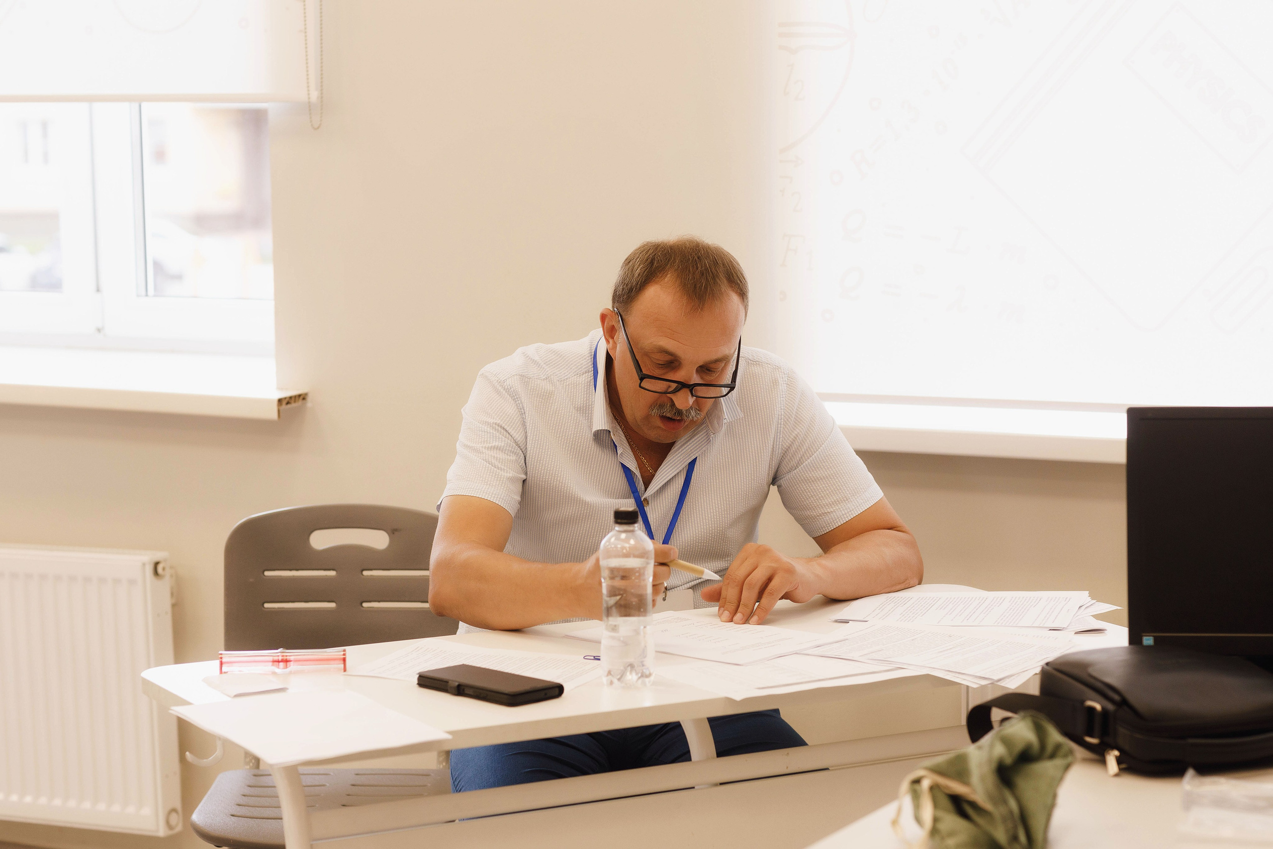 Лучший водитель троллейбуса России — 2024. Портретный и репортажный фотограф в Чебоксарах Андриян Чаркин